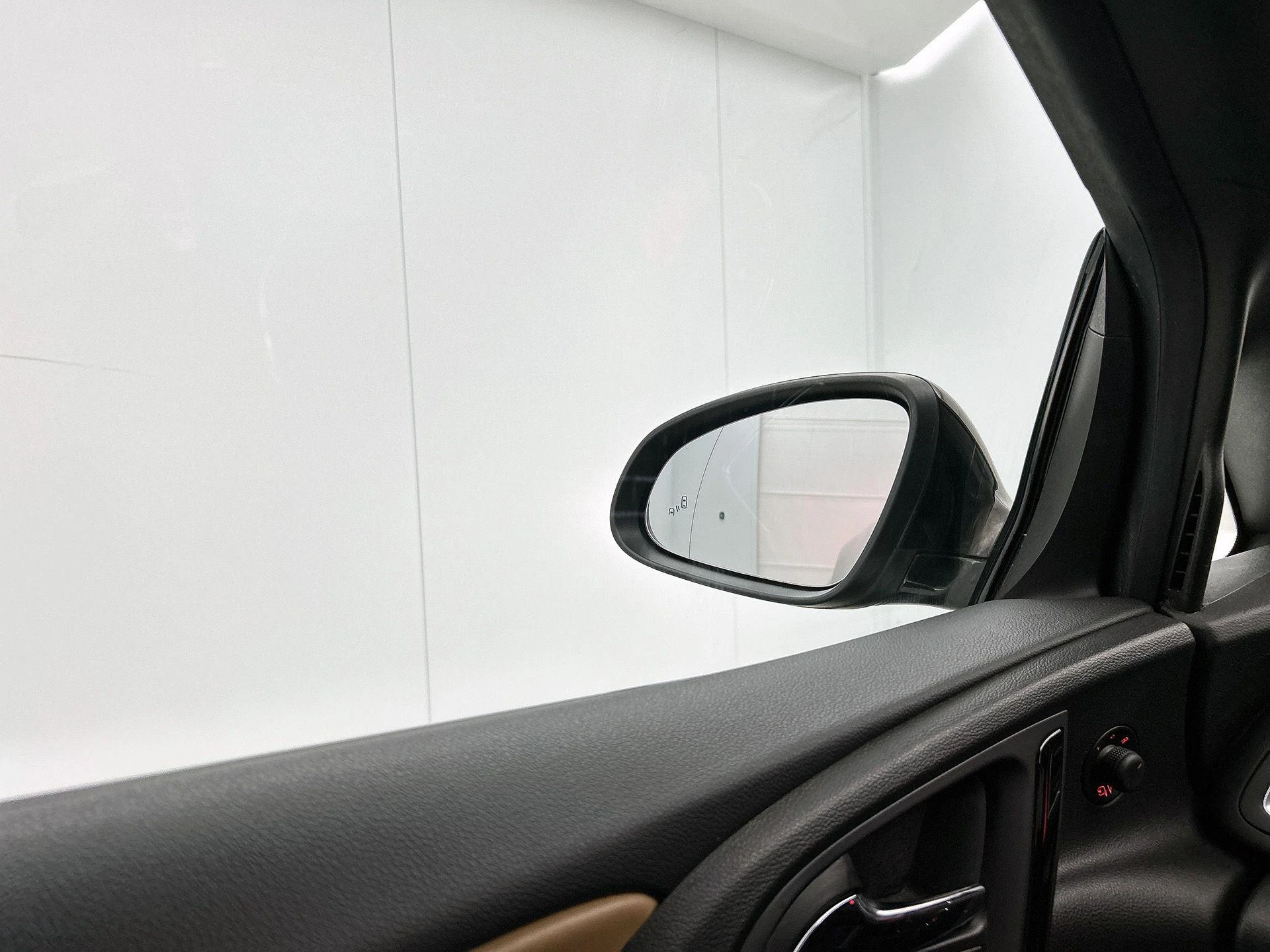 Opel-Cascada-image-16