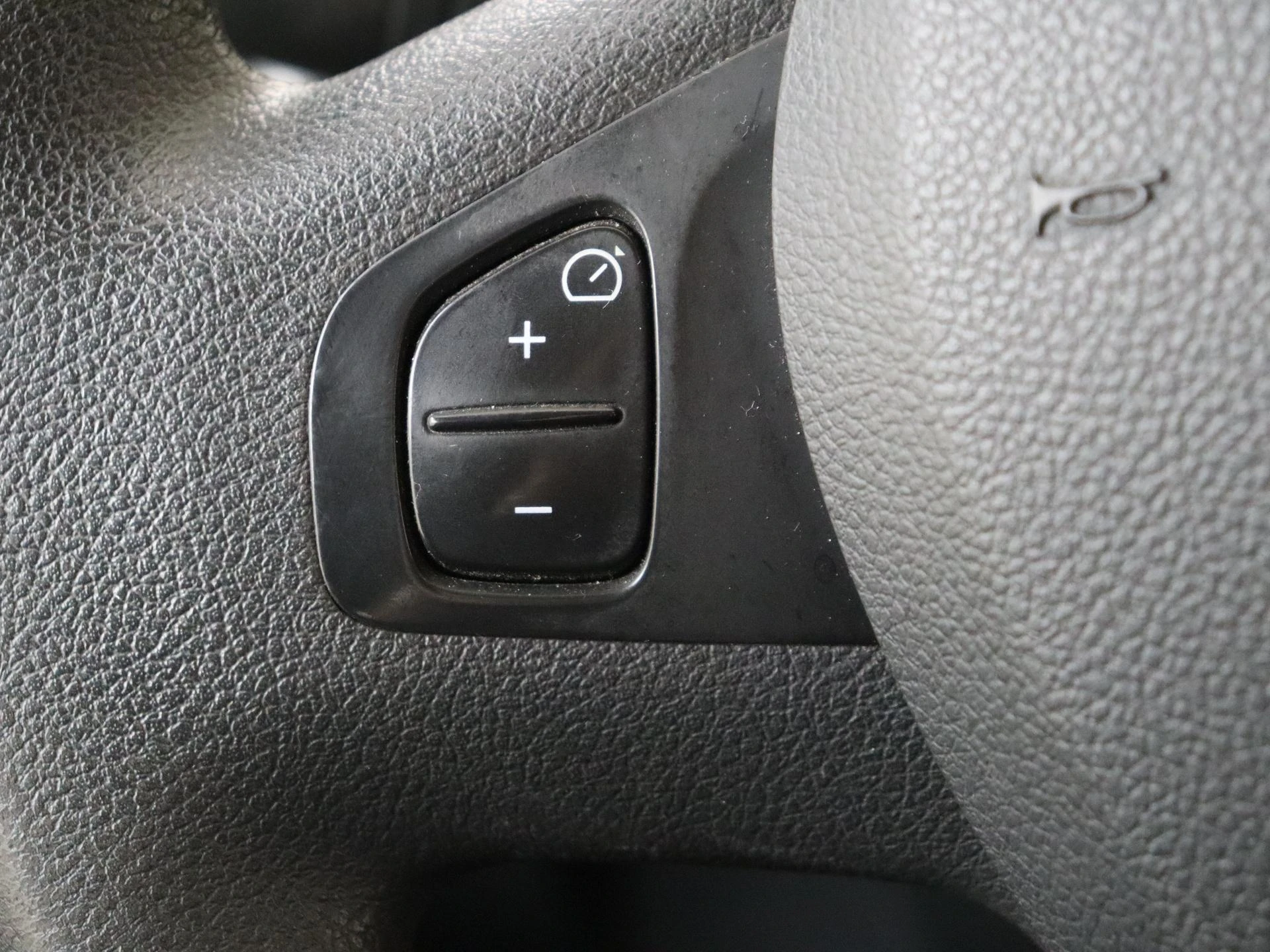 Renault-Trafic-image-13