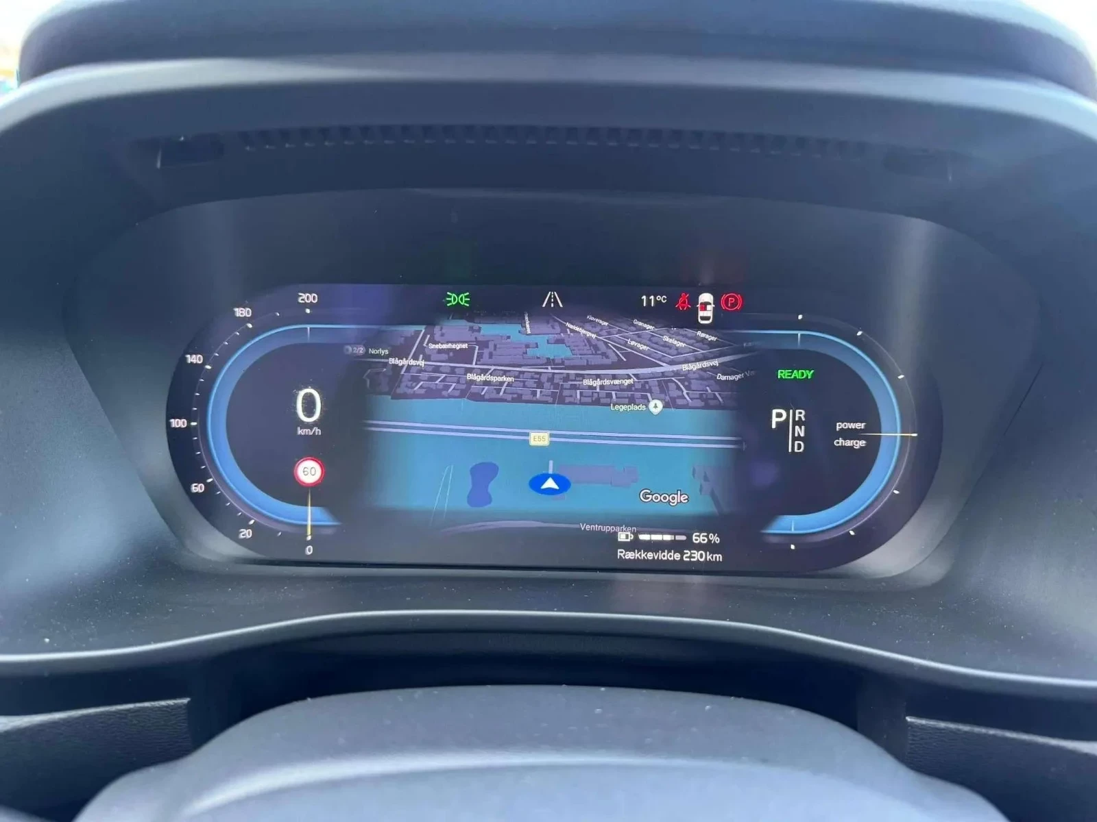 Volvo-XC40-image-18