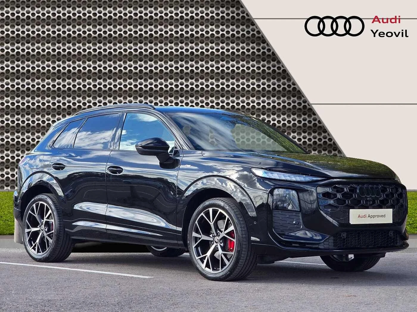 Audi-Q3-image-14
