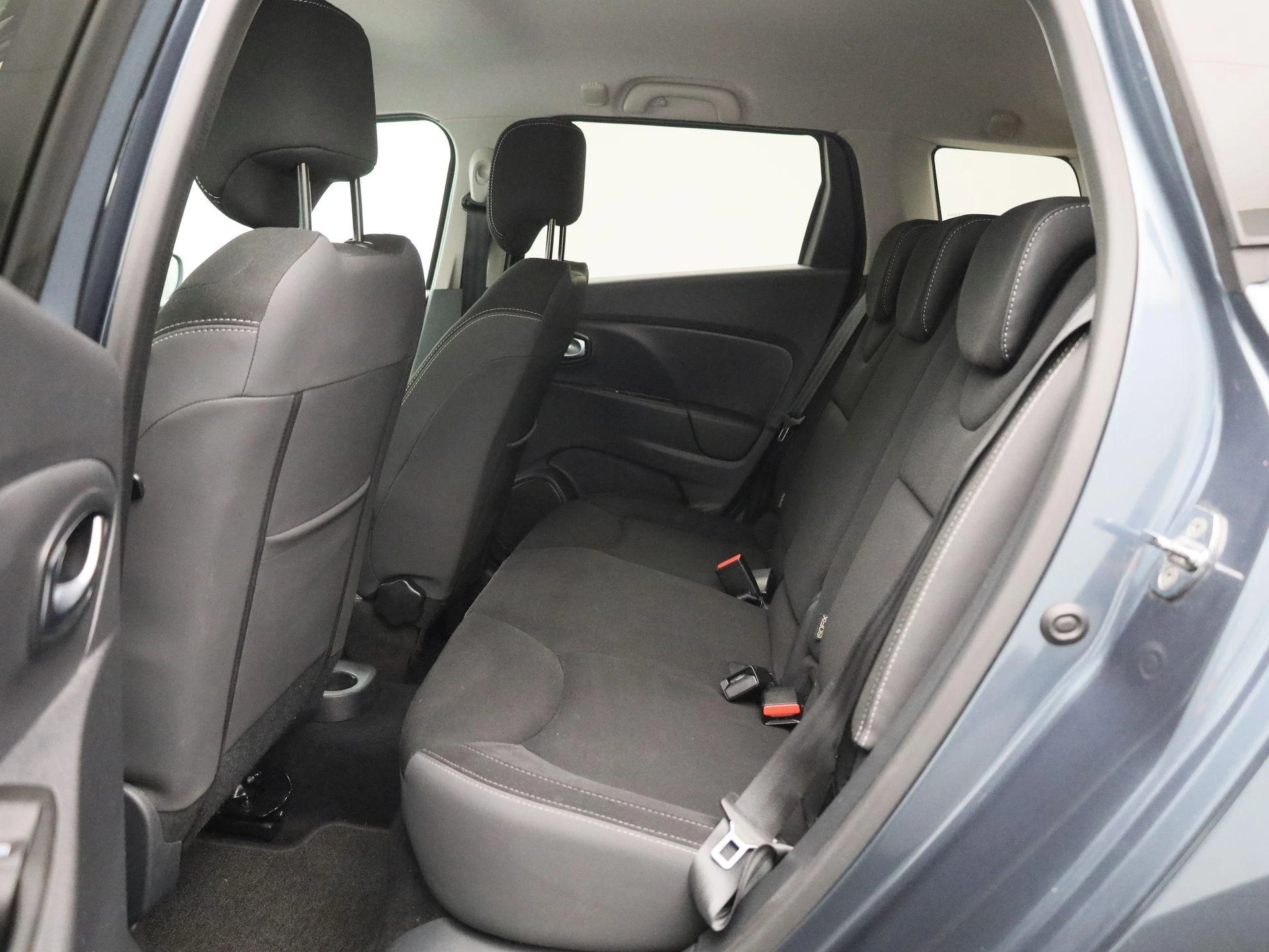 Renault-Clio-image-11