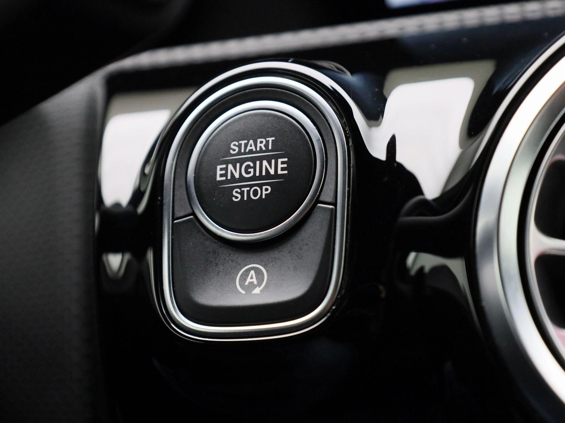 Mercedes-Benz-A-Klasse-image-17