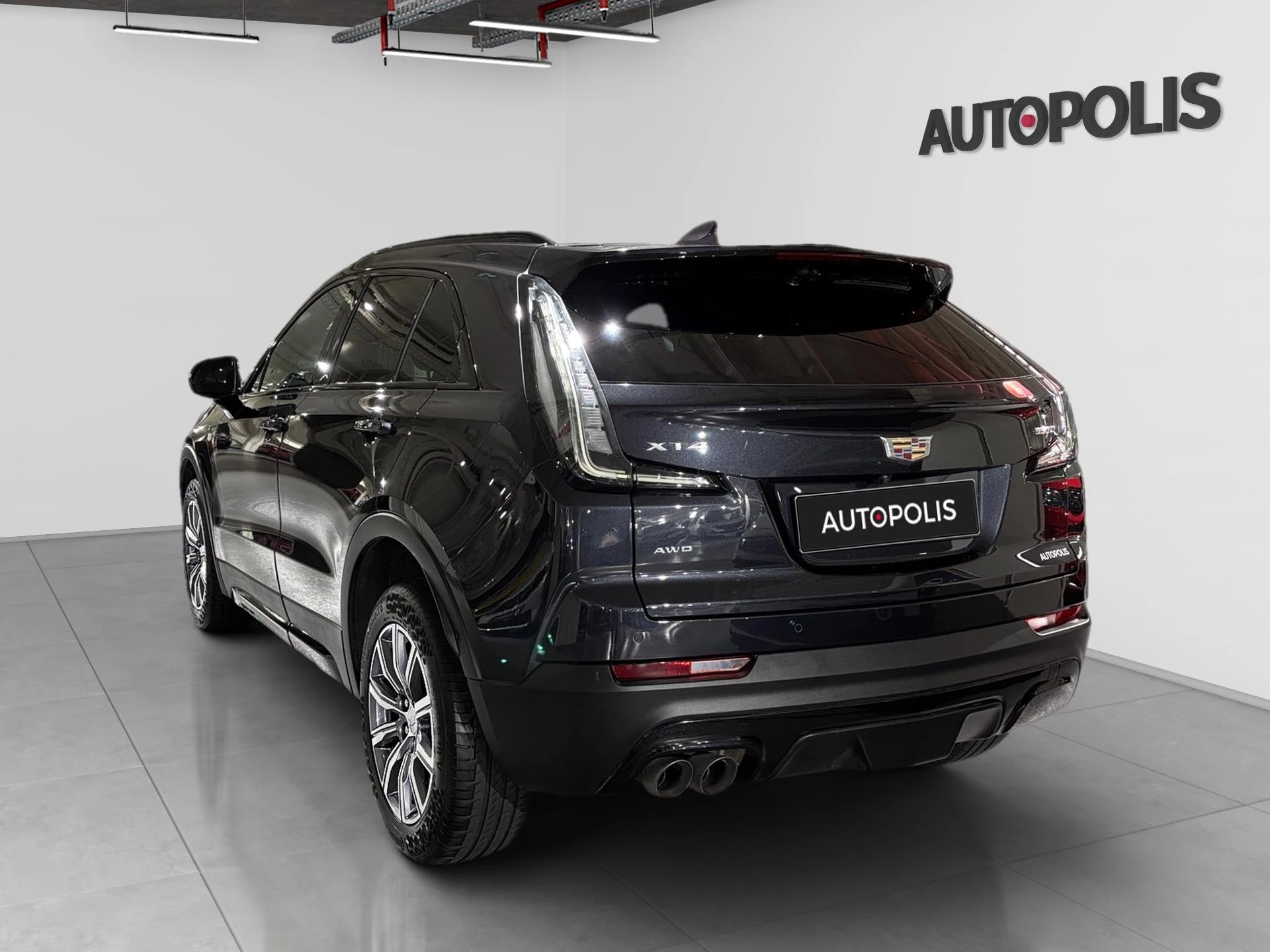 Cadillac-XT4-image-17