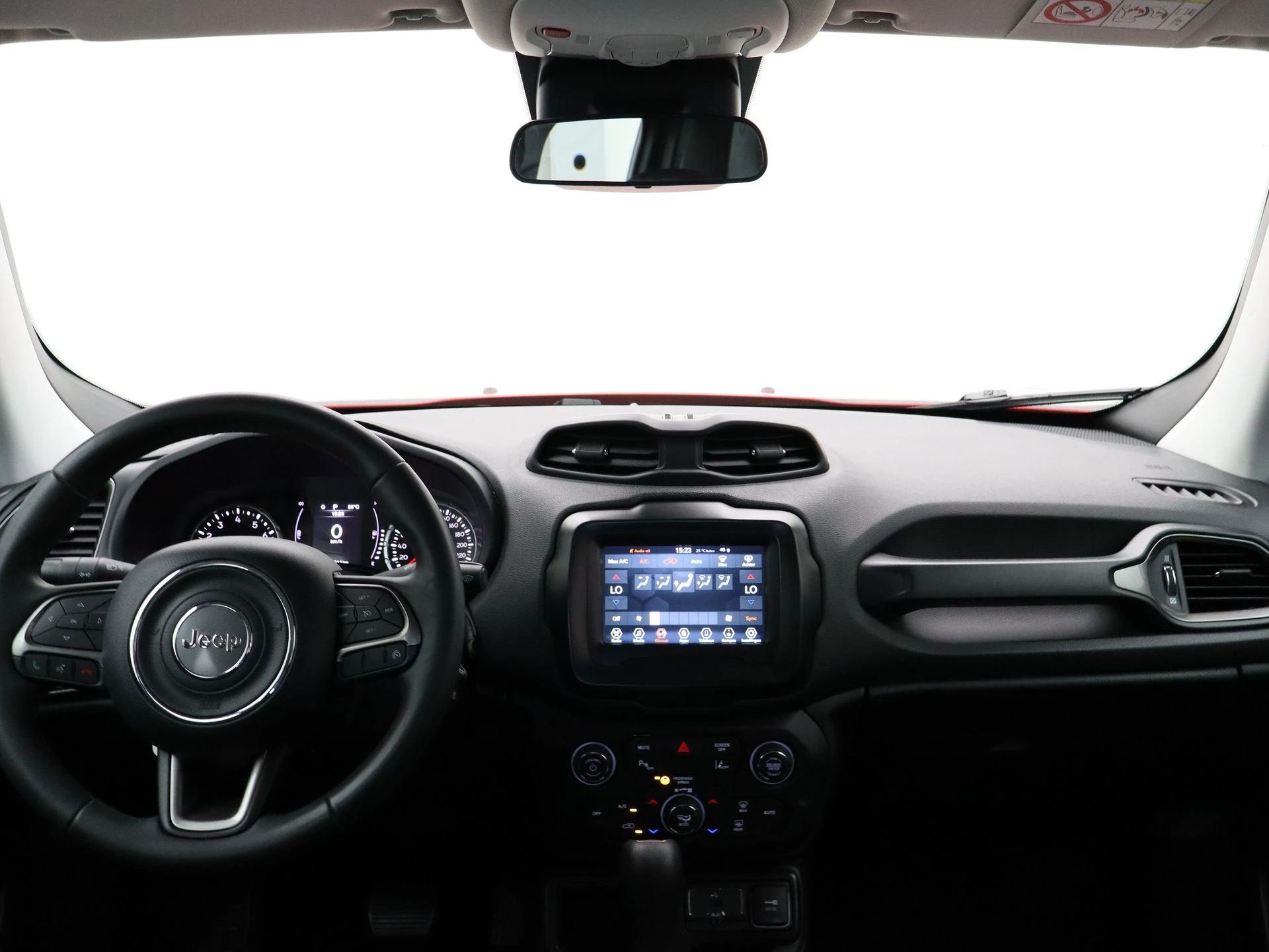 Jeep-Renegade-image-27