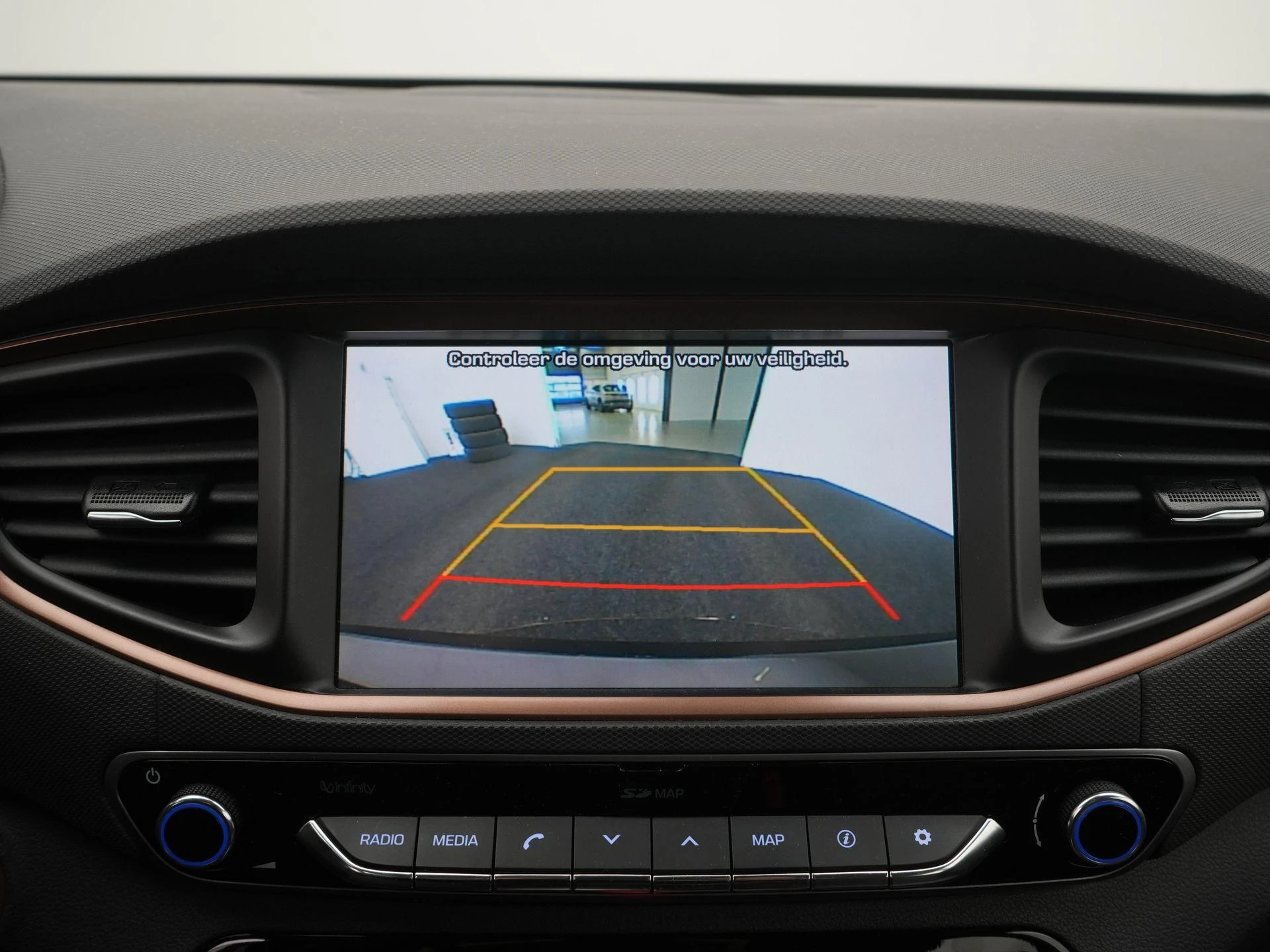 Hyundai-IONIQ-image-11