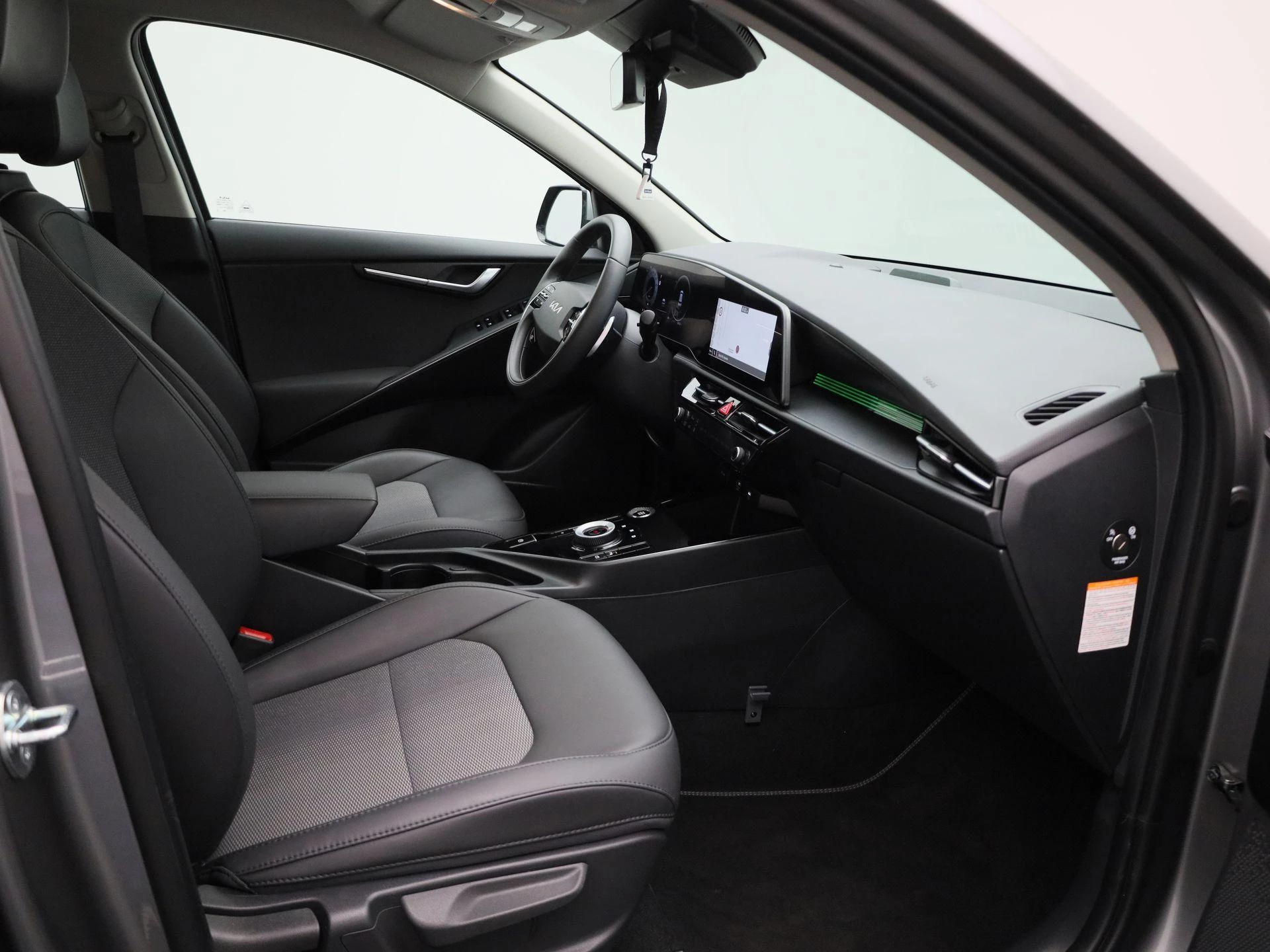 Kia-Niro-image-33