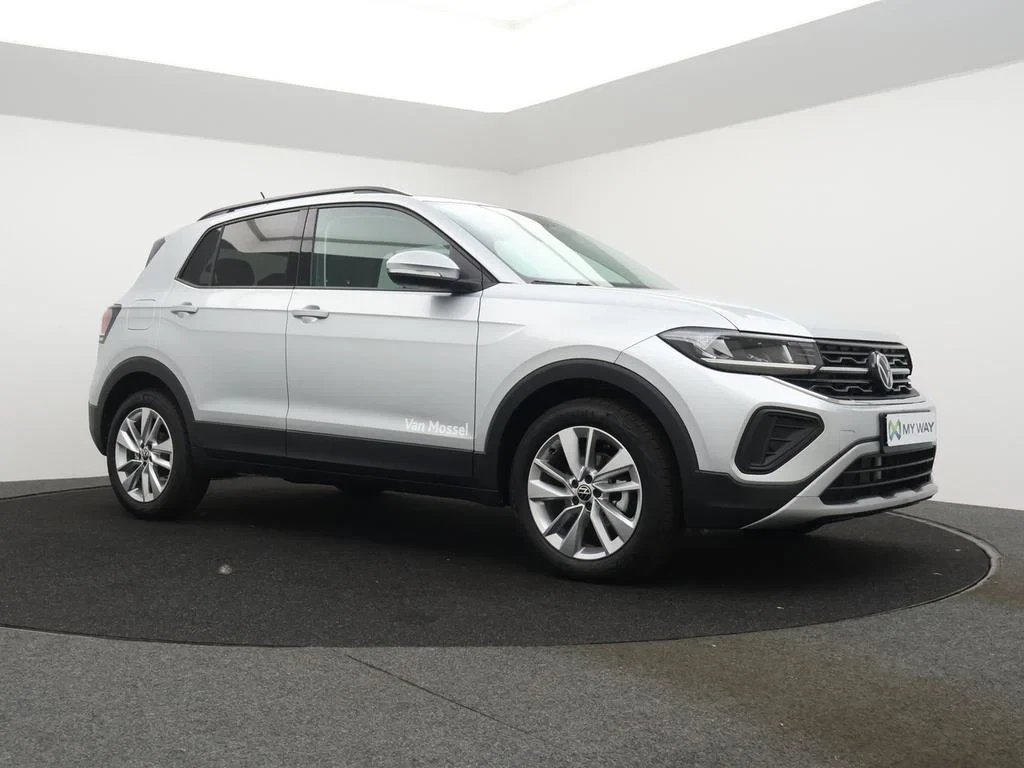 Volkswagen-T-Cross-image-3