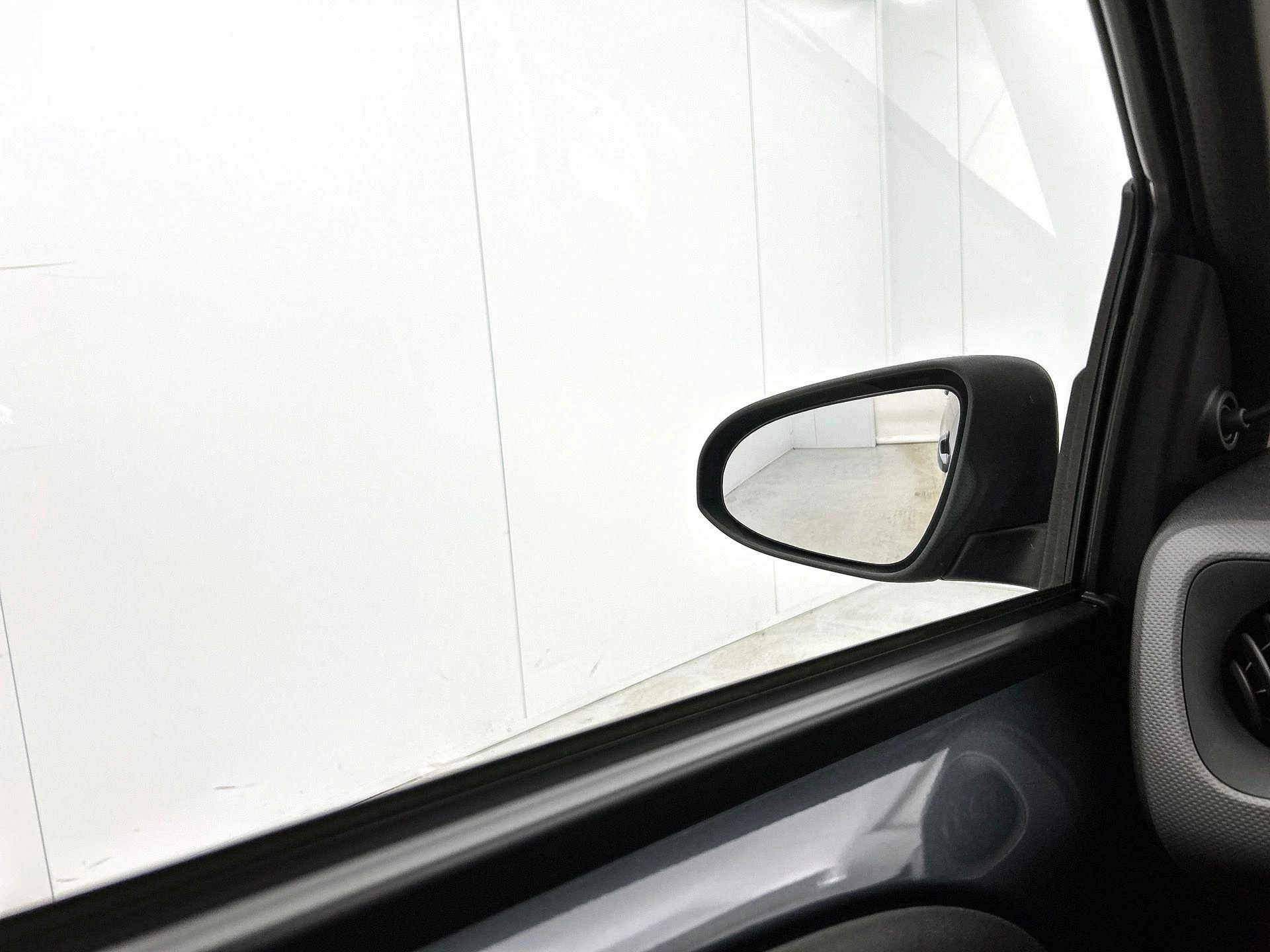 Peugeot-108-image-18
