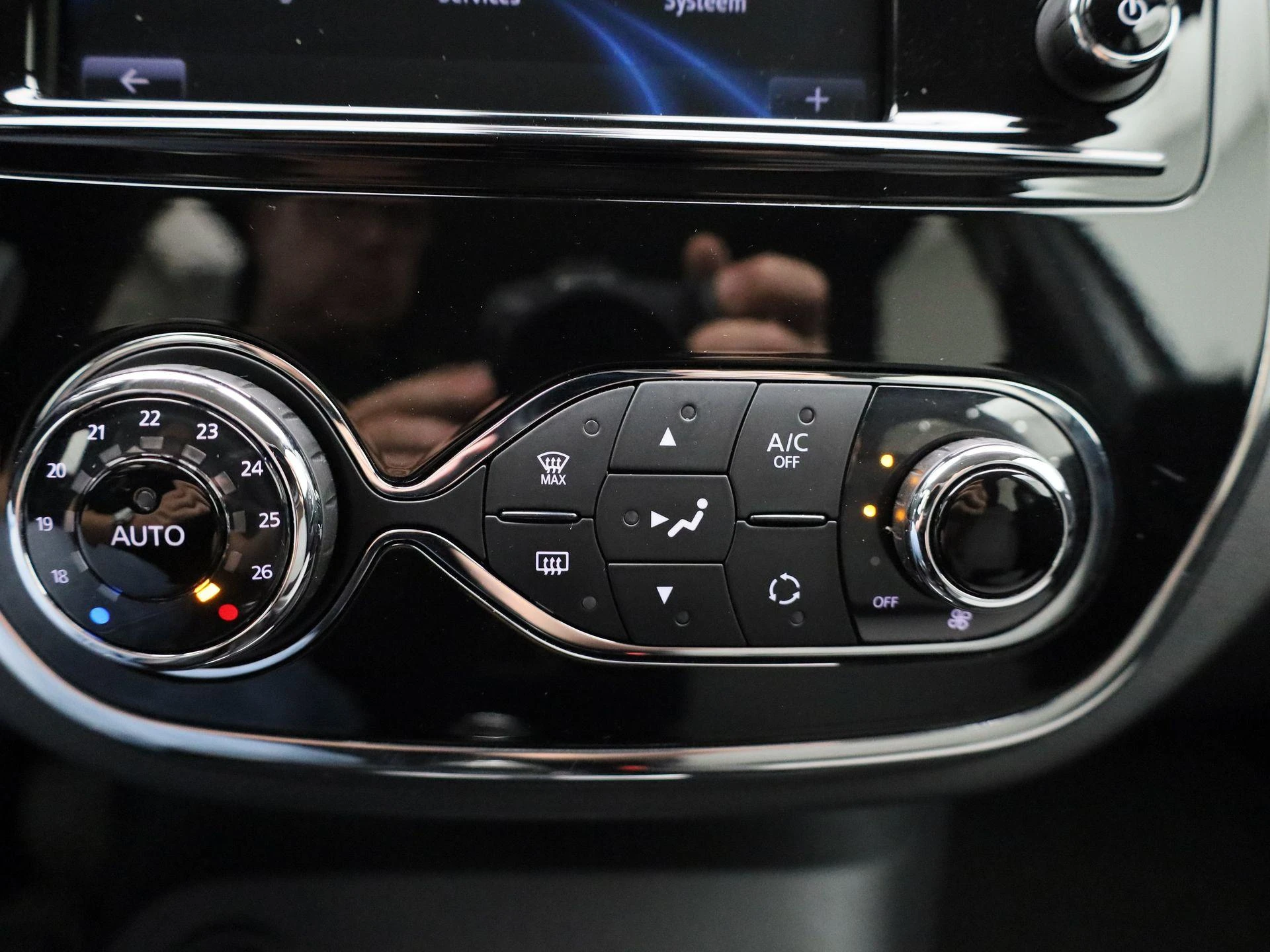 Renault-Captur-image-19