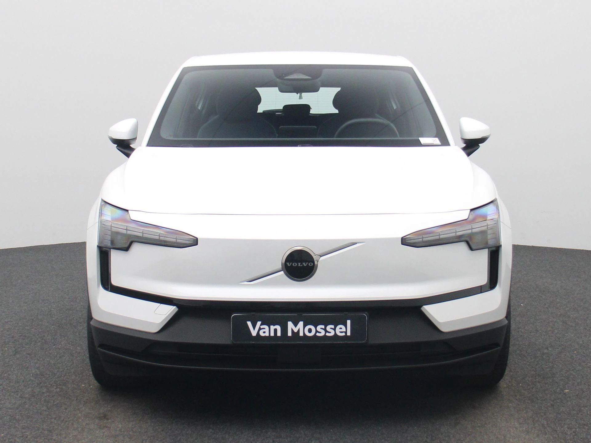 Volvo-EX30-image-2