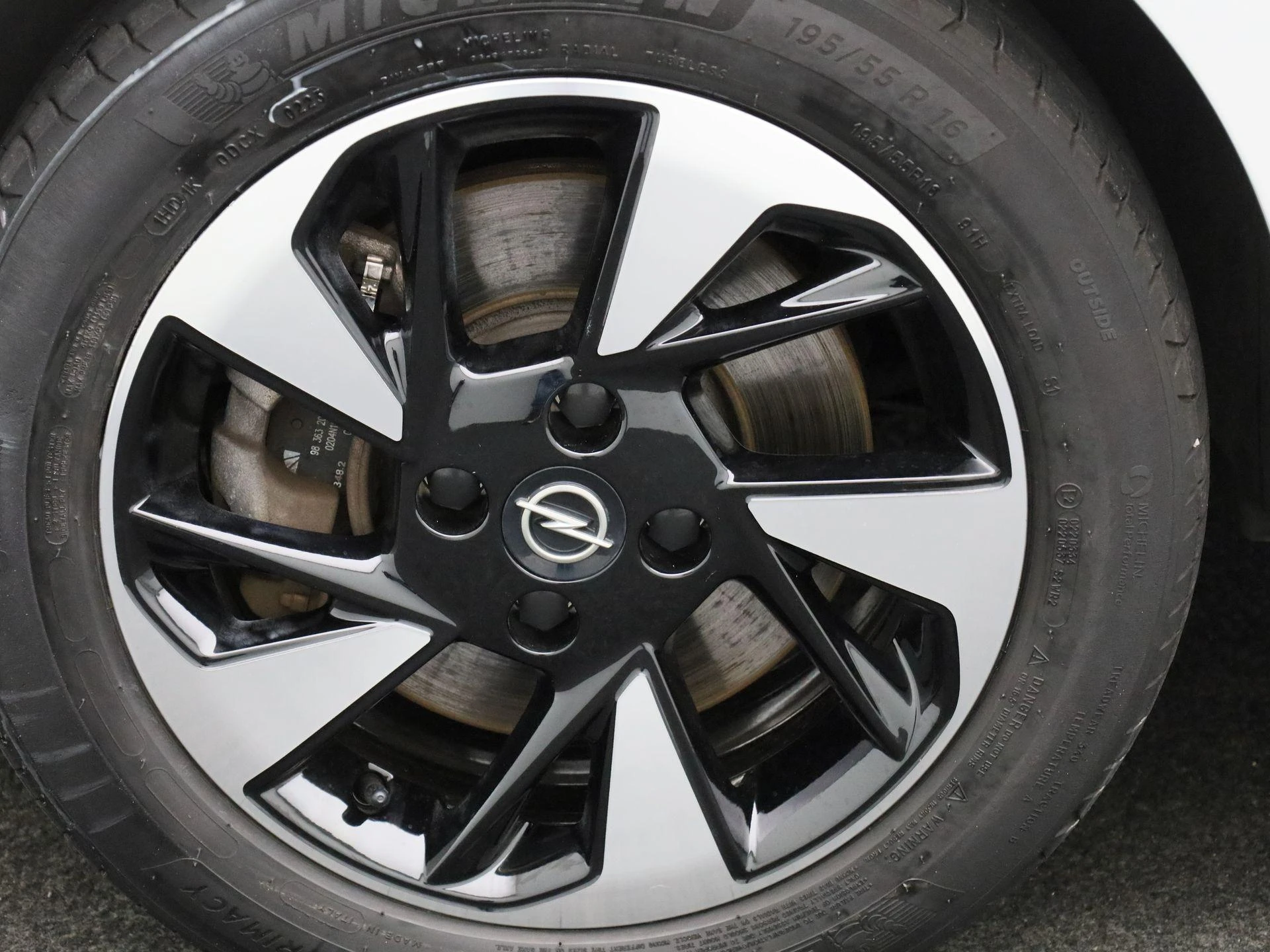 Opel-Corsa-e-image-14