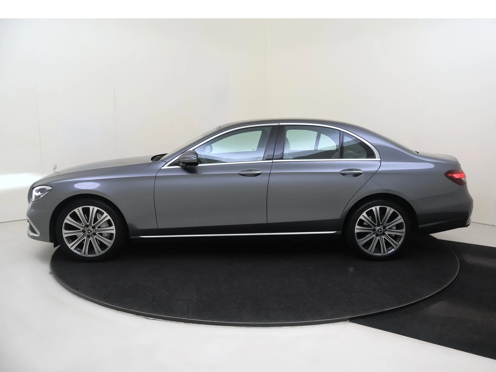 Mercedes-Benz E-Klasse 300 de Luxury Line