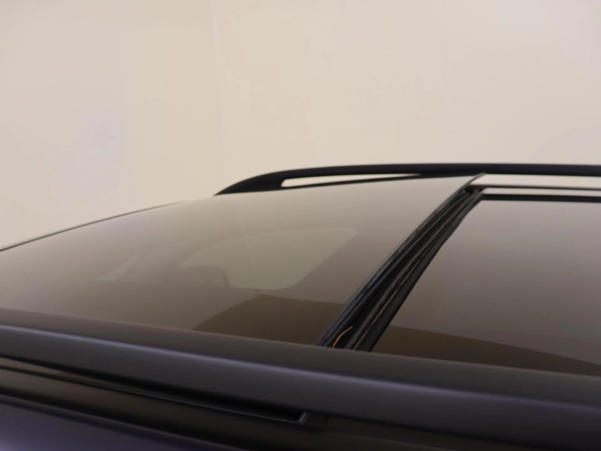 Mercedes-Benz-GLE-image-29