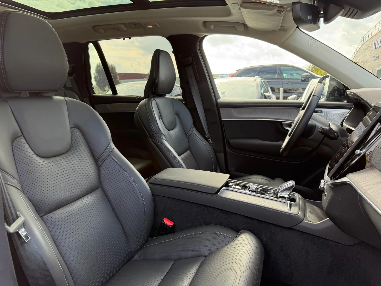 Volvo-EX30-image-19