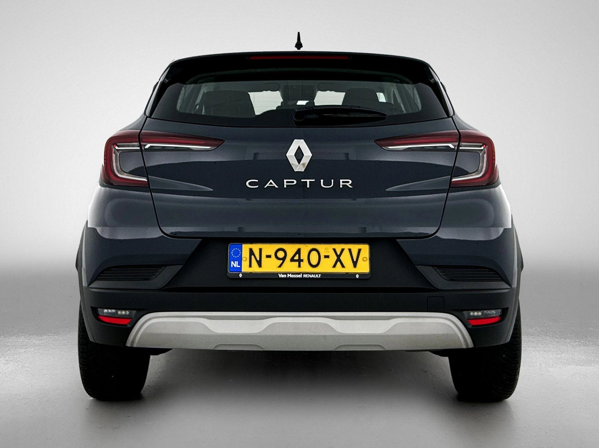 Renault-Captur-image-2
