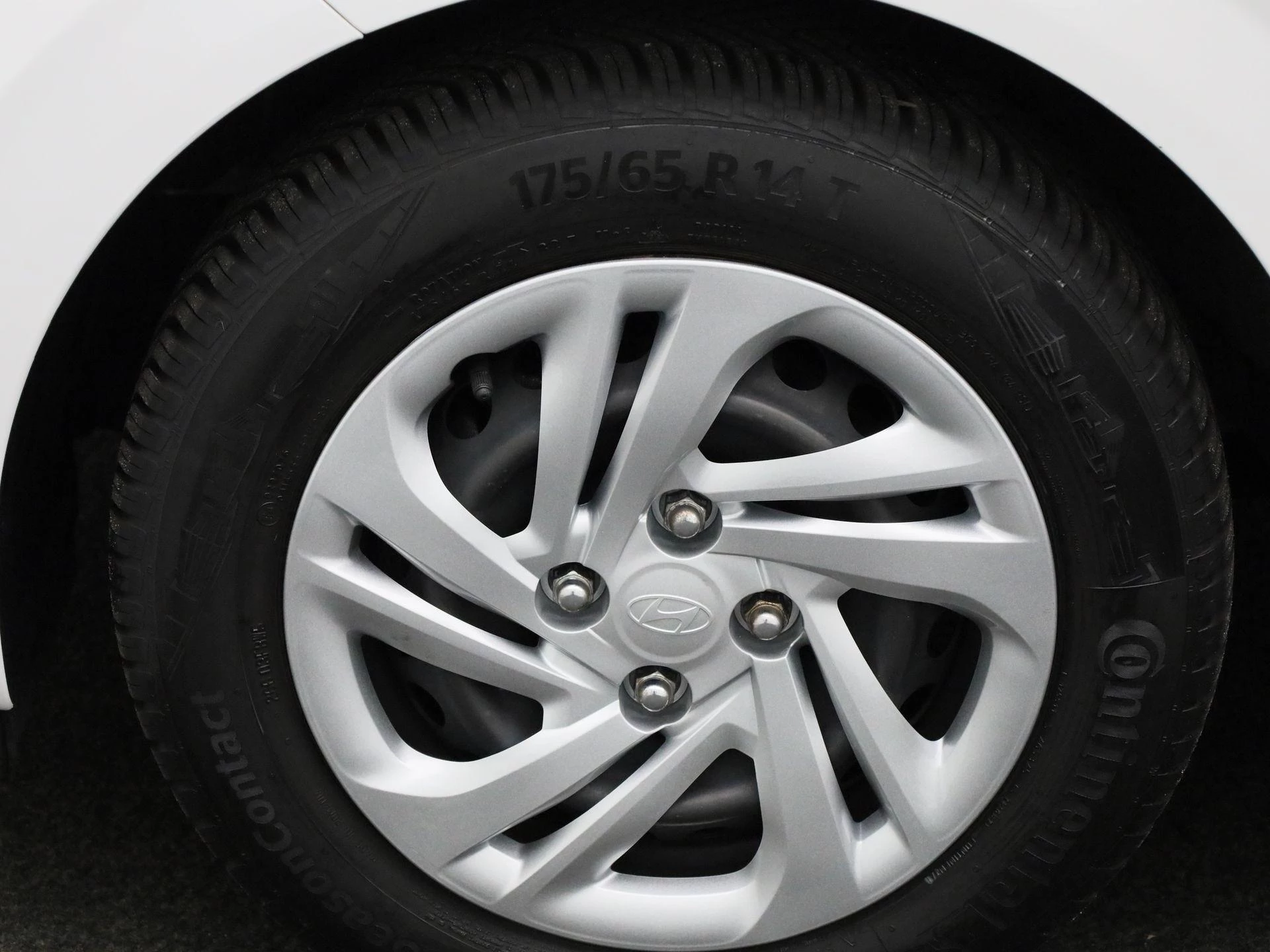 Hyundai-i10-image-11