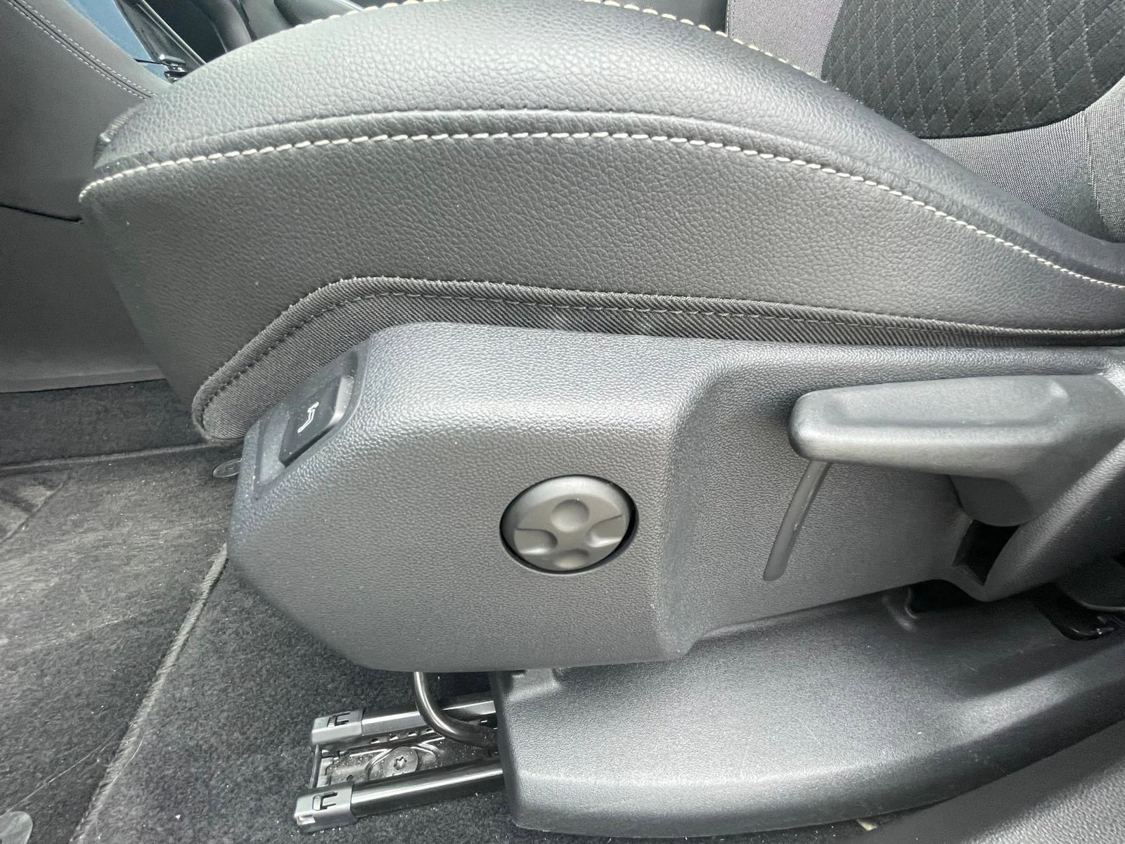 Opel-Grandland X-image-18