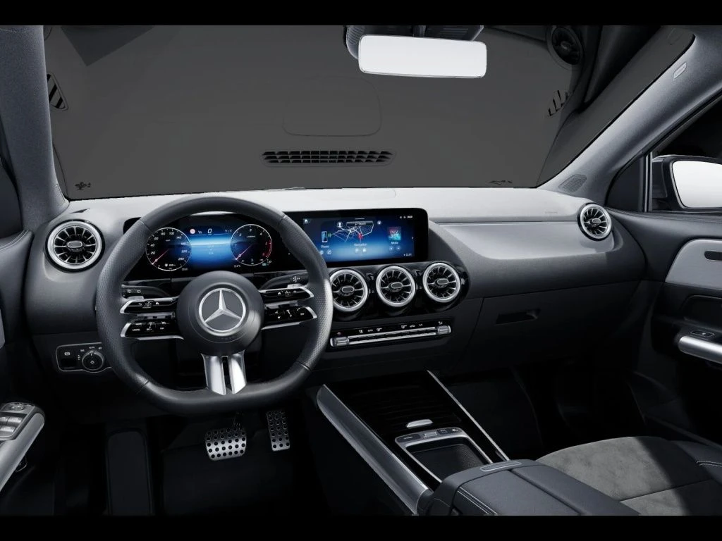 Mercedes-Benz-GLA 200 d-image-9