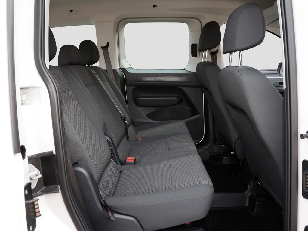 Volkswagen-Caddy-image-9
