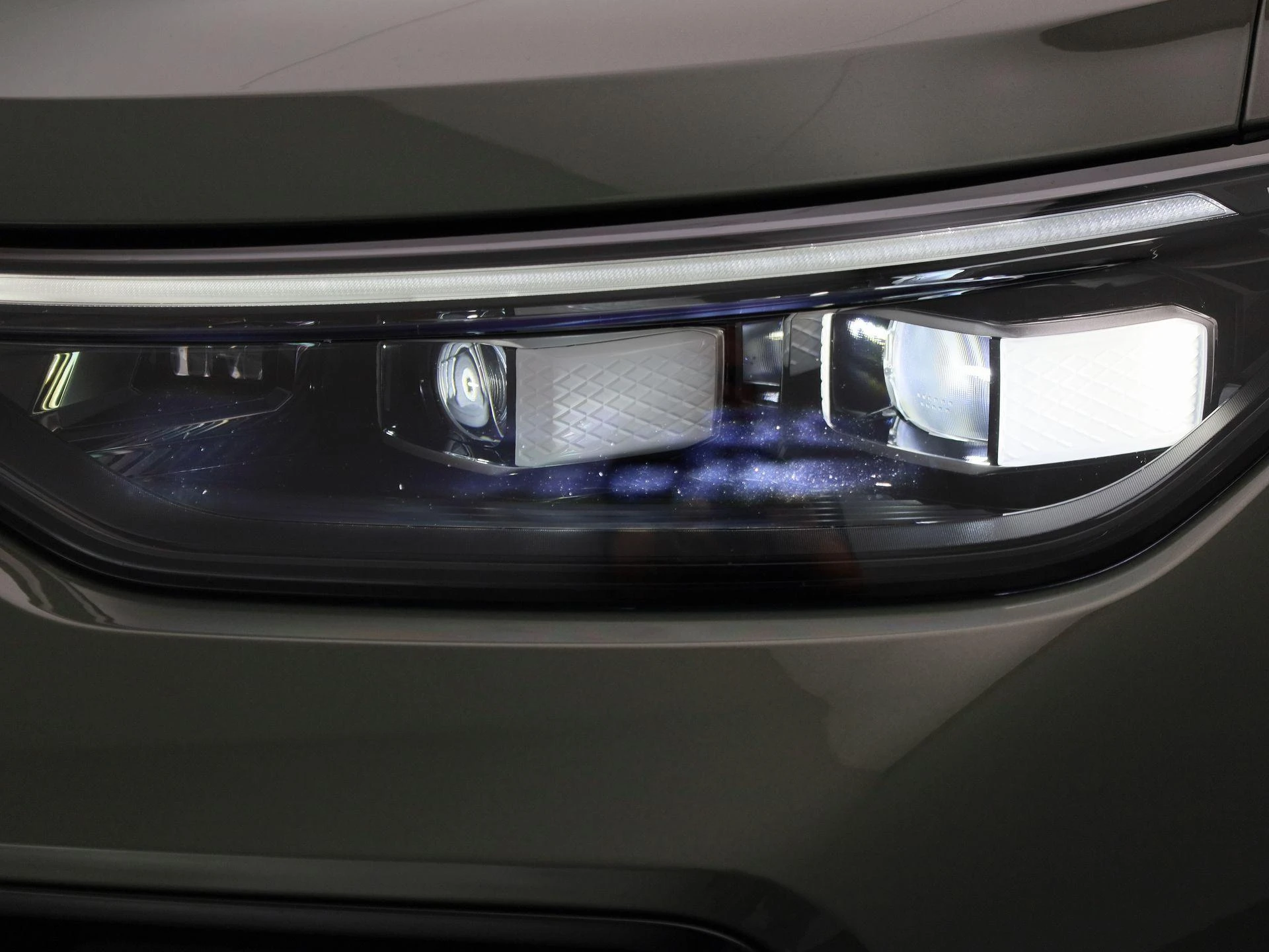 Volkswagen-Tayron-image-16