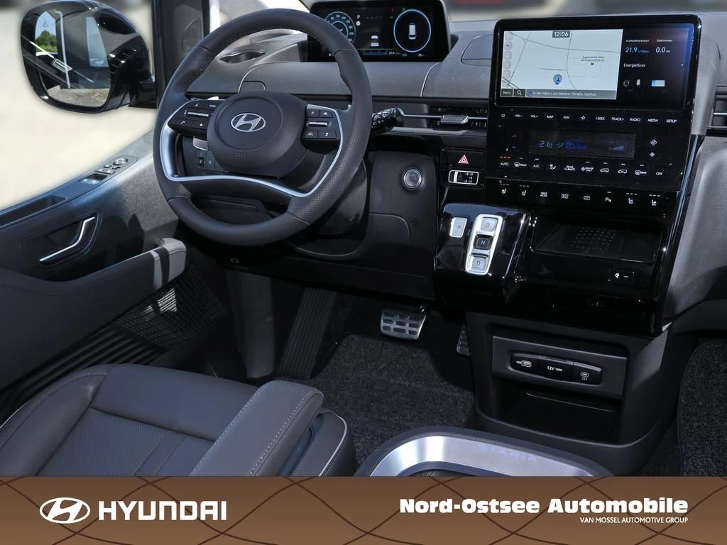 Hyundai Staria HEV 7-Sitzer Signature Panoramadach