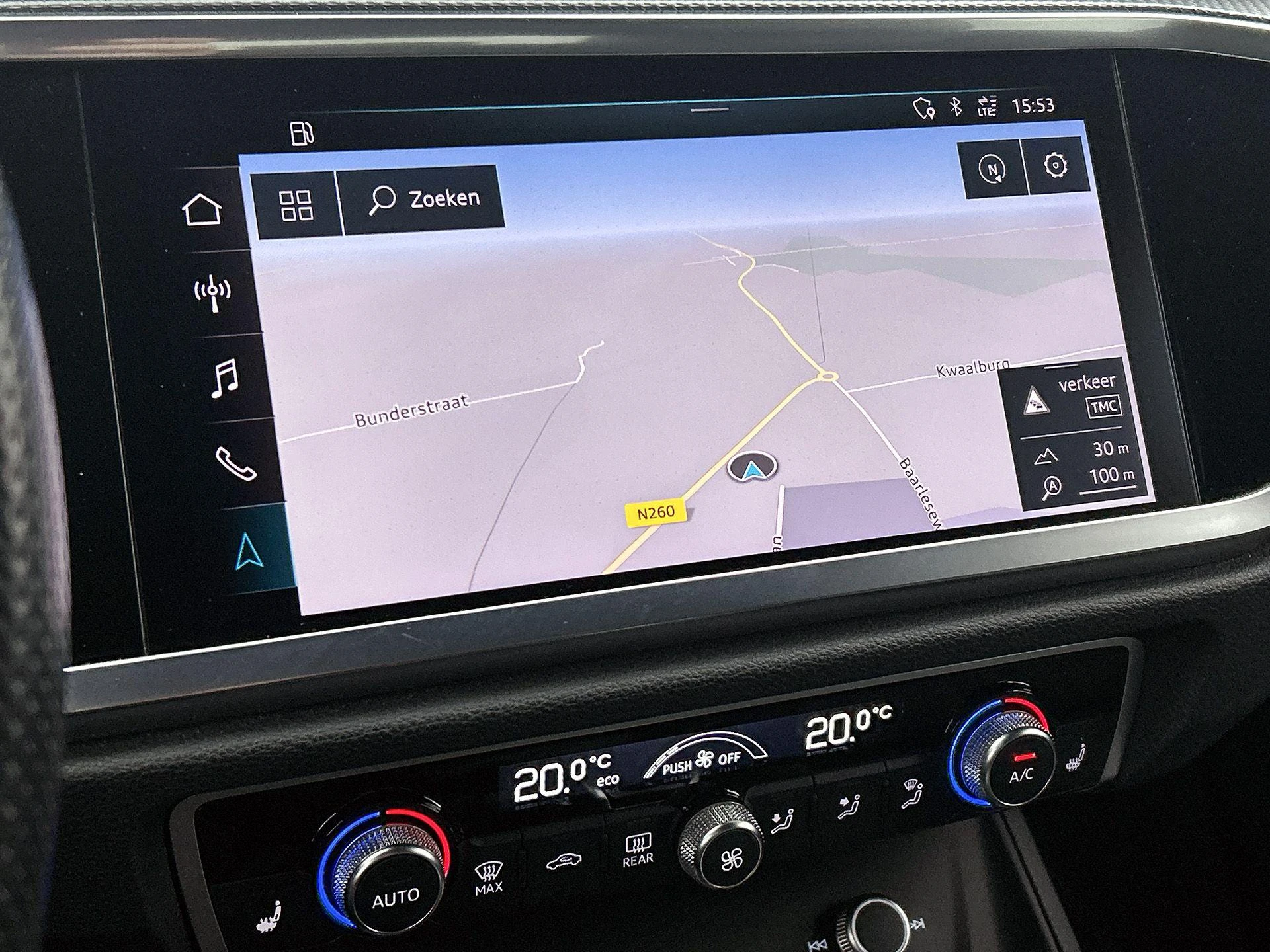 Audi-Q3-image-15