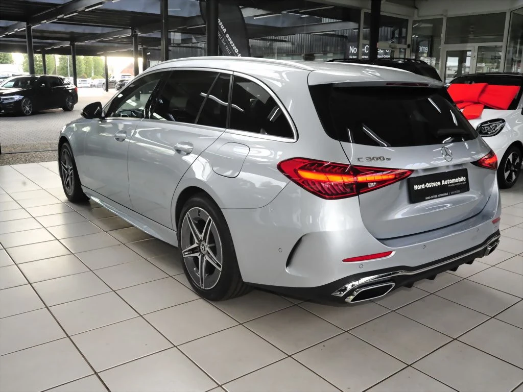 Mercedes-Benz-C-Klasse 300 e-image-5