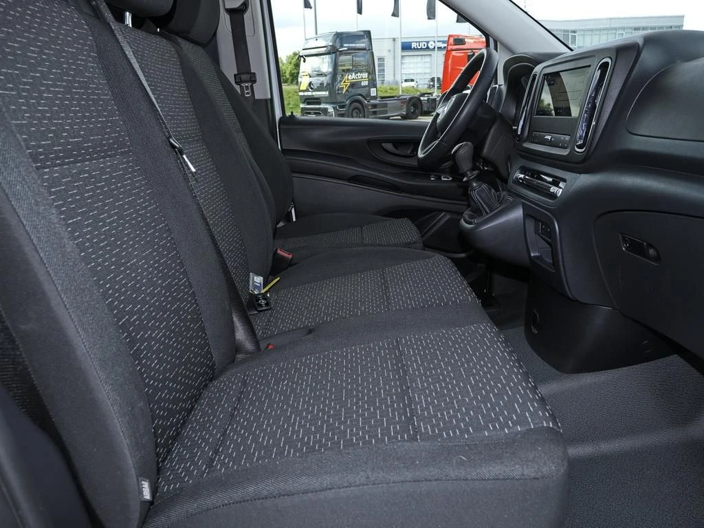 Mercedes-Benz-Vito 116-image-12