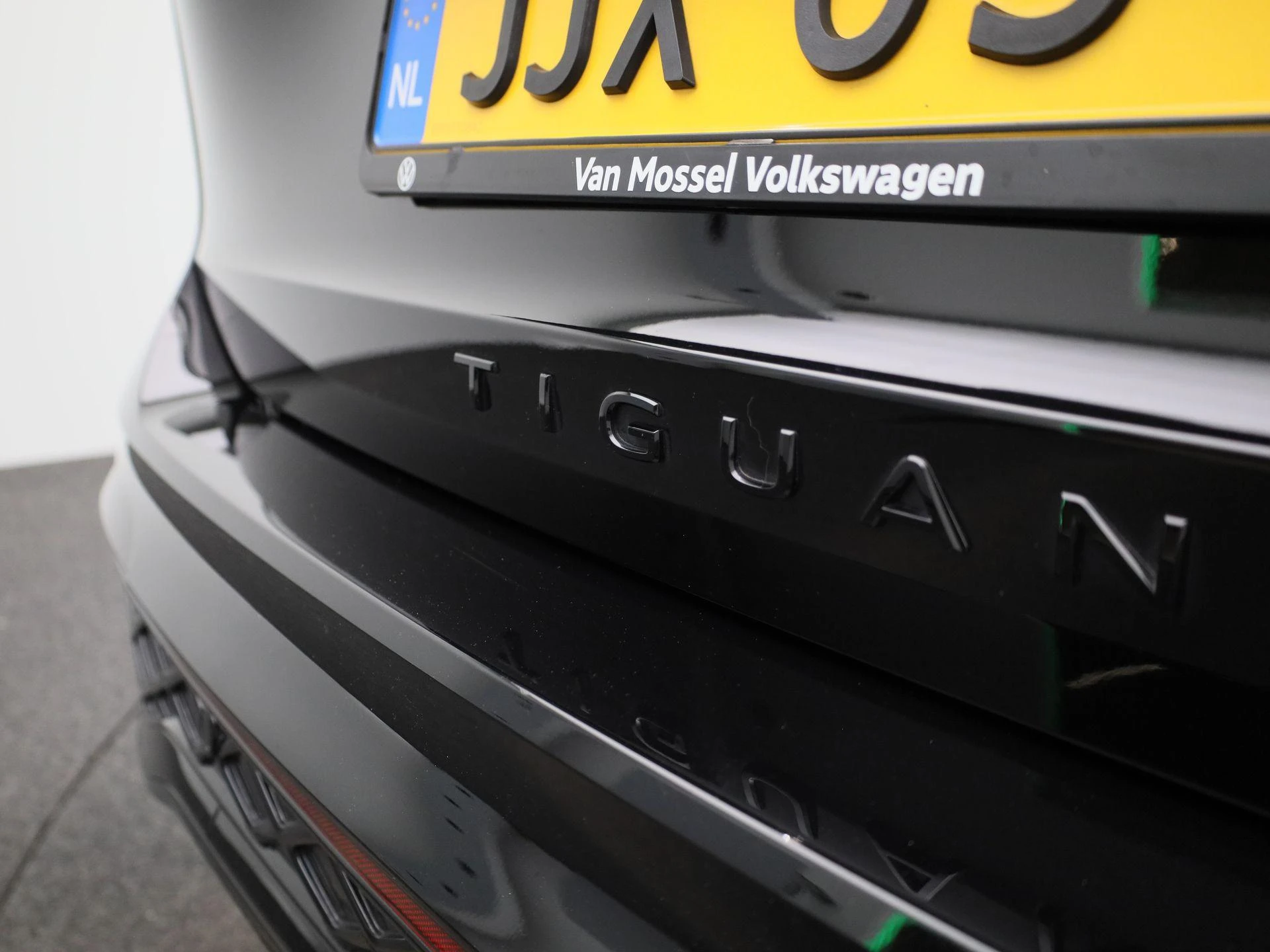 Volkswagen Tiguan 1.5 eHybrid R-Line Edition 204 PK|