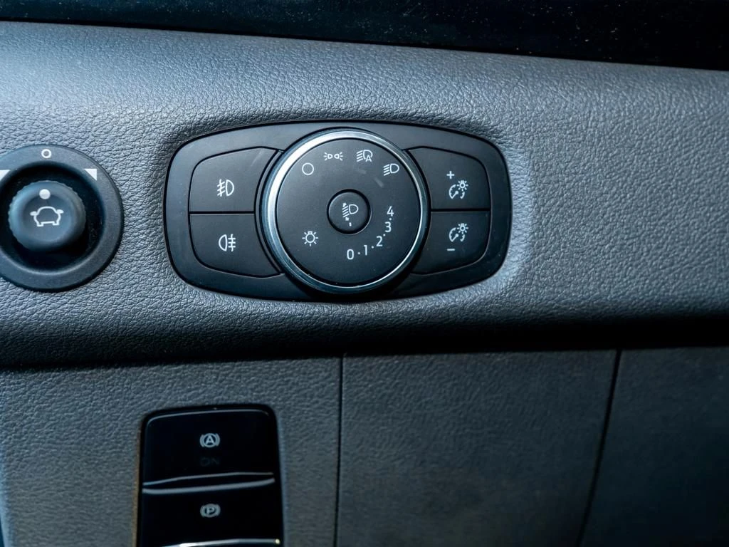 Ford-Transit-image-12