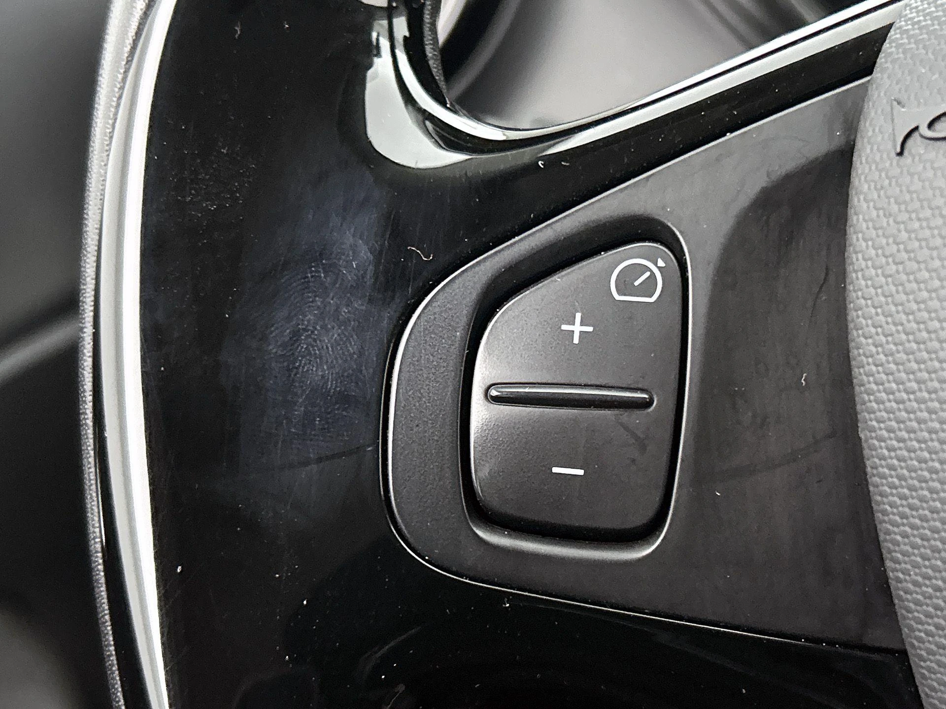 Renault-Captur-image-5