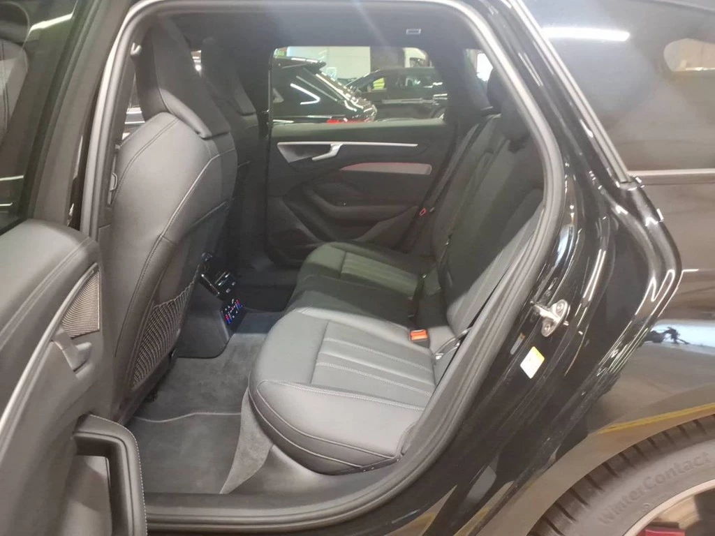 Audi A6 Avant TFSI quattro 270 kW S tronic *Pano*AHK*