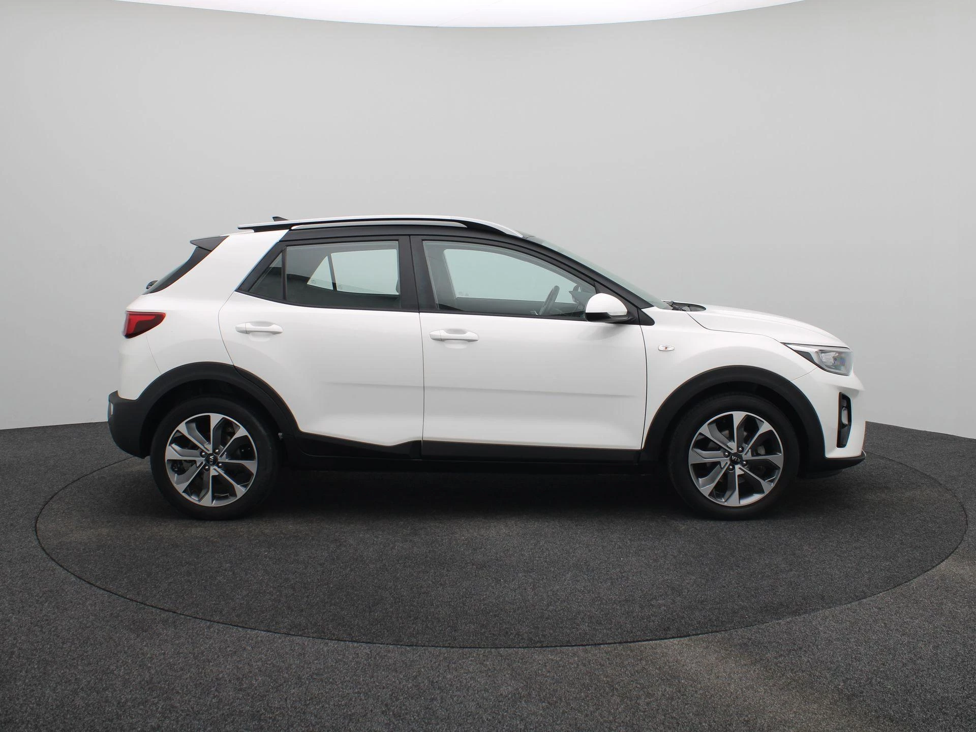 Kia-Stonic-image-5