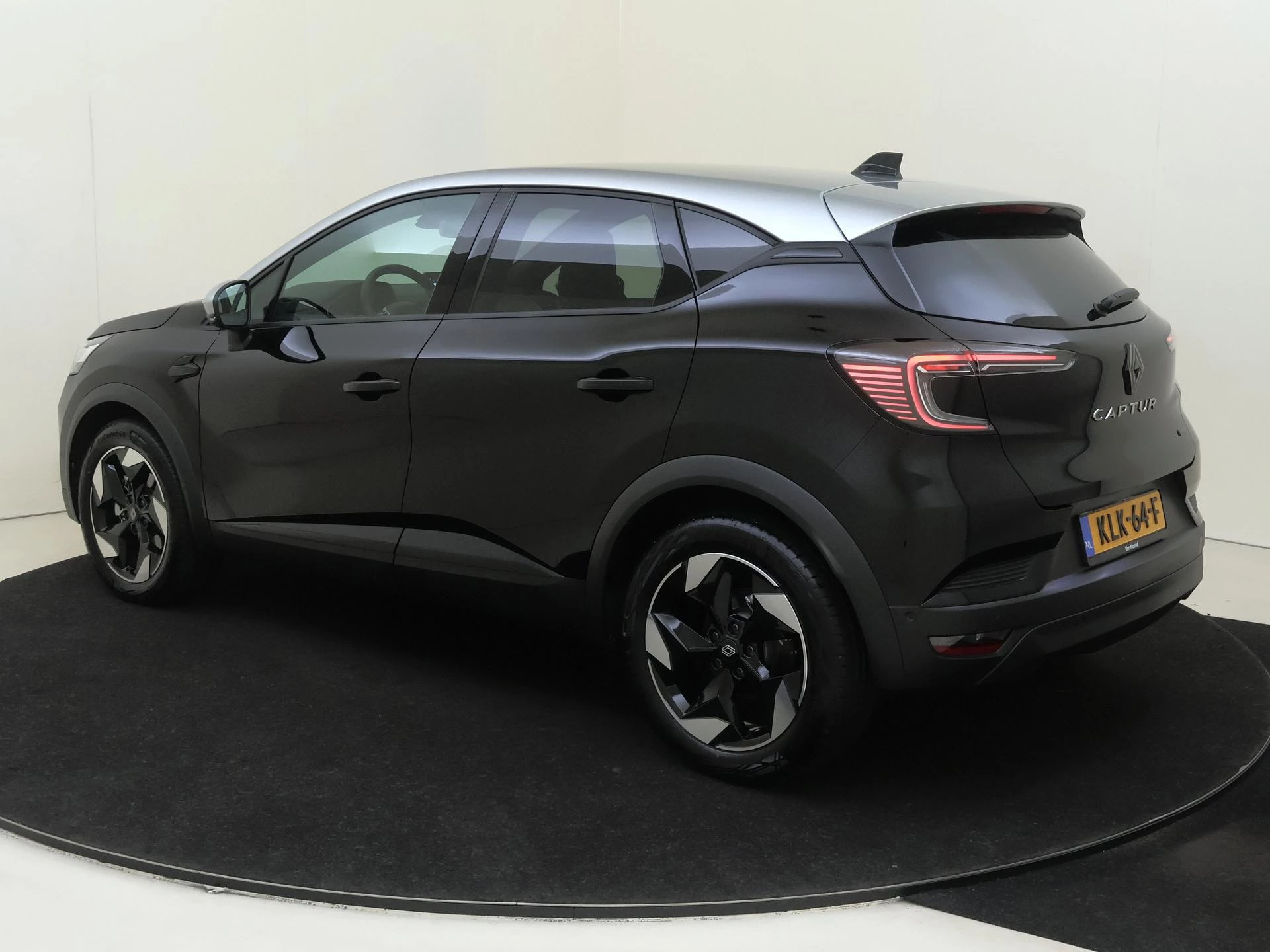 Renault Captur 1.8 E-Tech full hybrid 160 techno