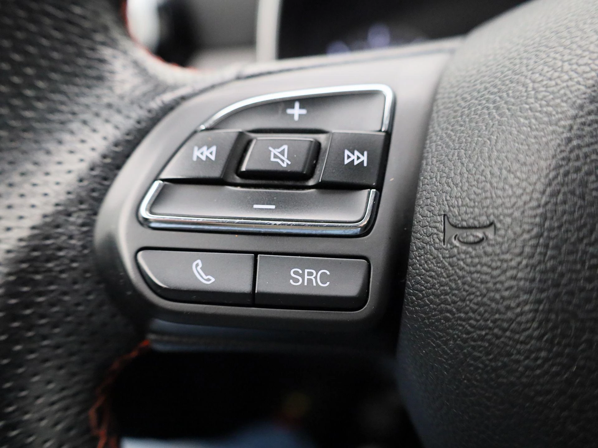 MG-ZS-image-17