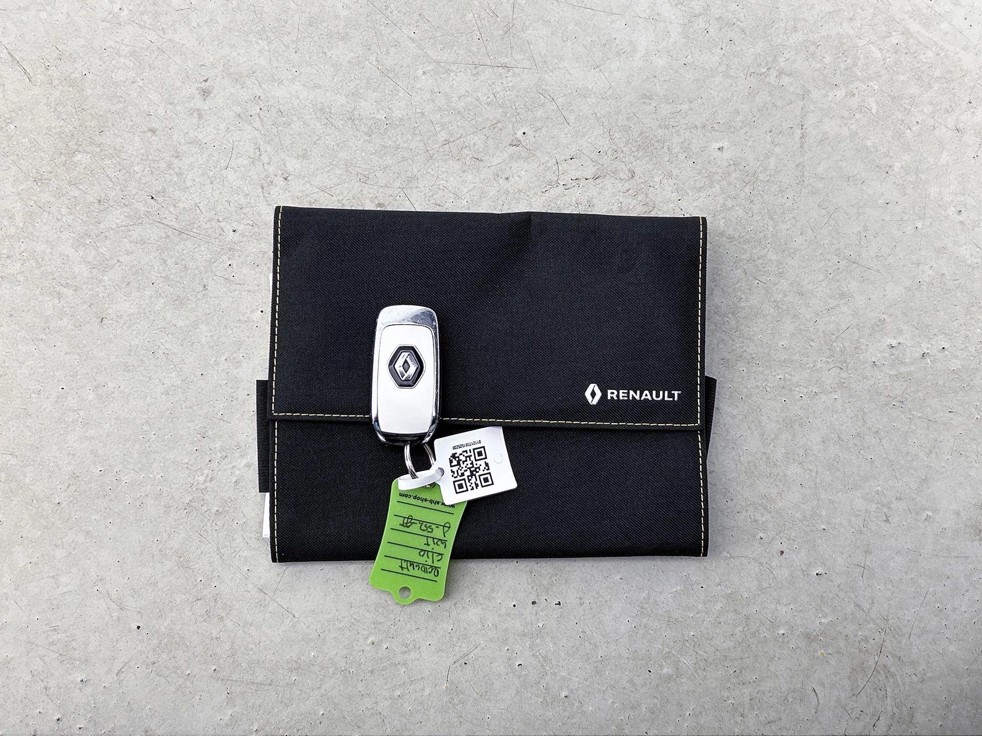 Renault-Clio-image-27