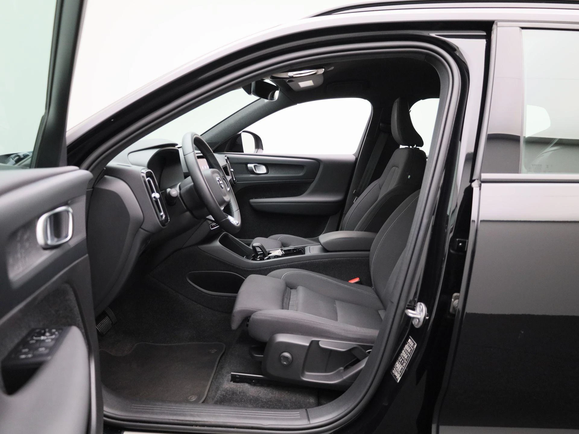 Volvo-XC40-image-8