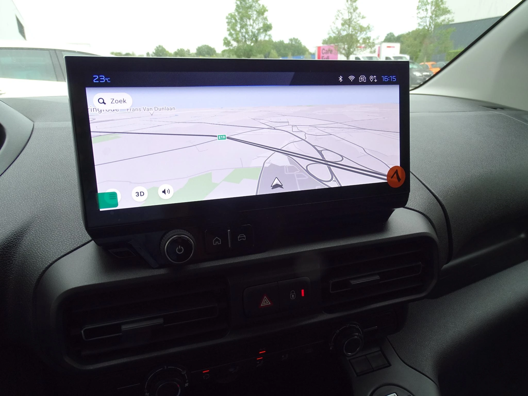 Peugeot-Partner-image-16