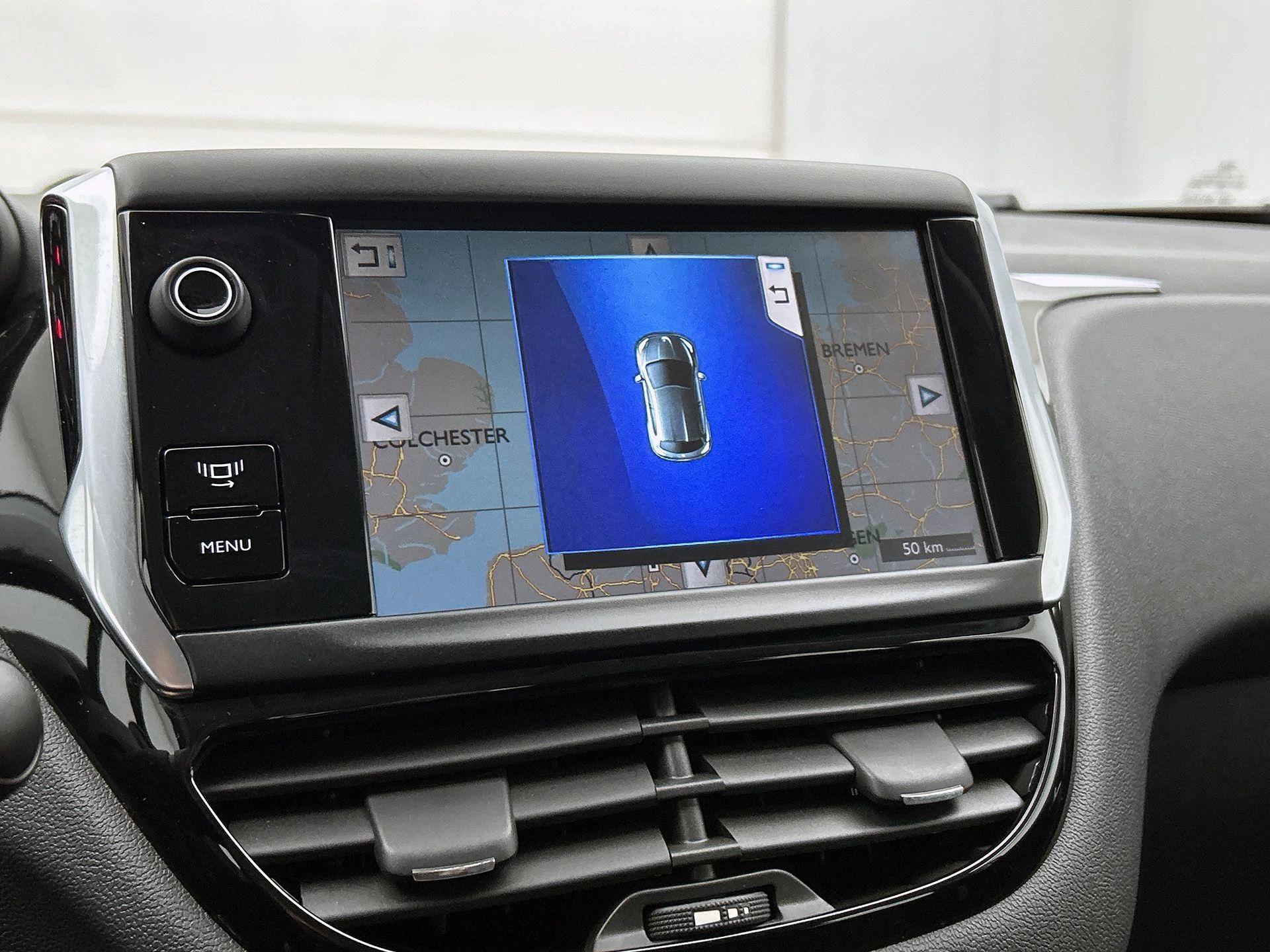 Peugeot-208-image-14