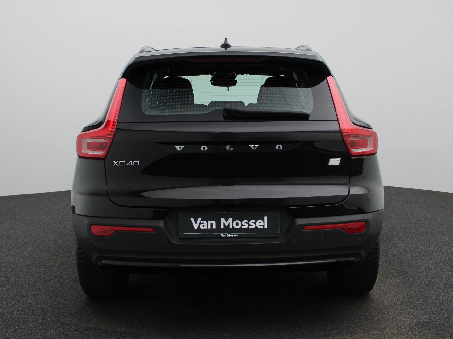 Volvo-XC40-image-4