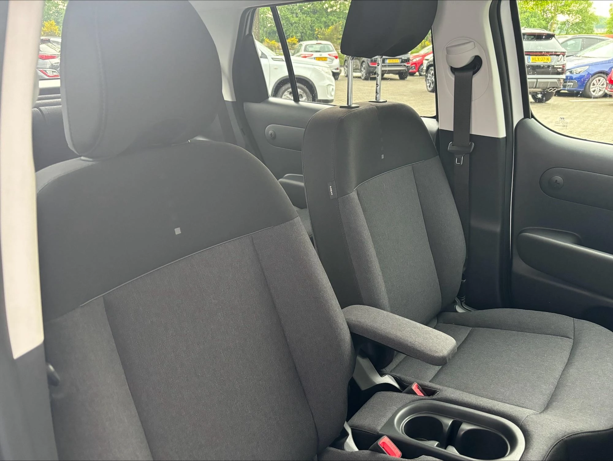 Hyundai-Inster-image-3