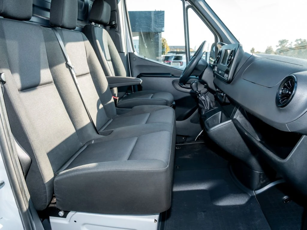 Mercedes-Benz-Sprinter 317-image-11