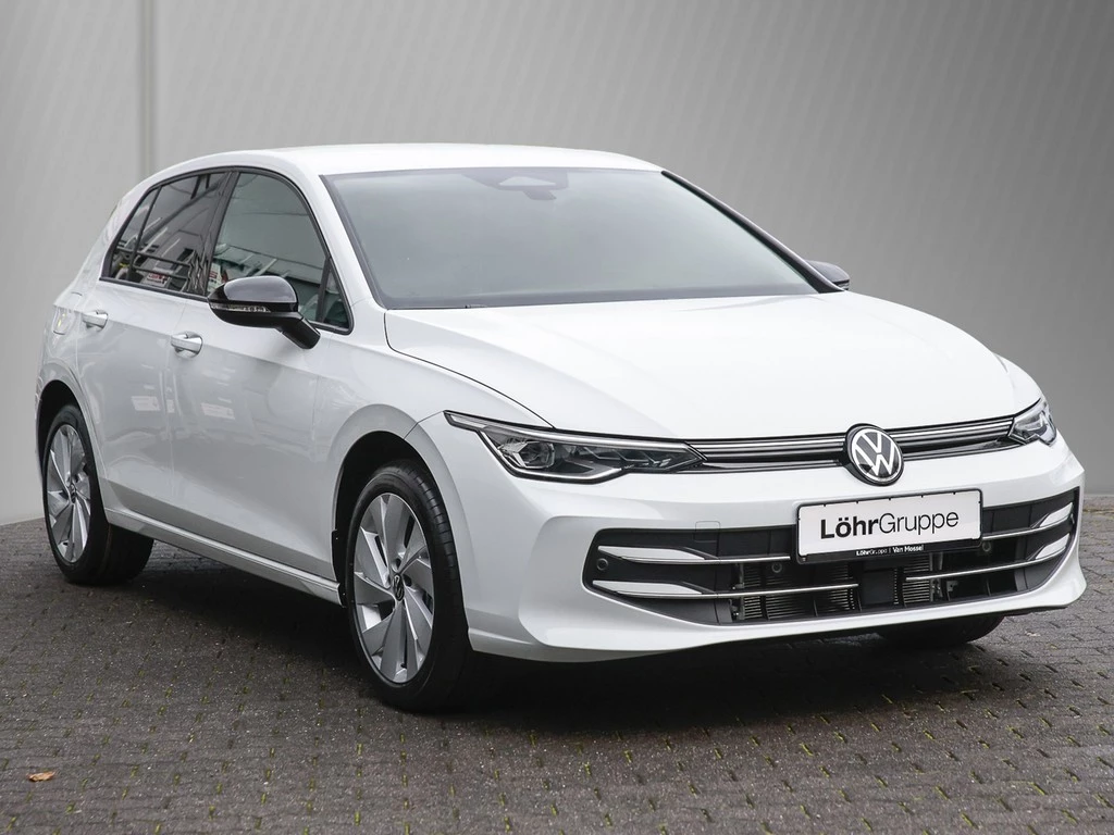 Volkswagen Golf 8 FL 1.5 eTSI Energy AHK, RFK, Navi VAL