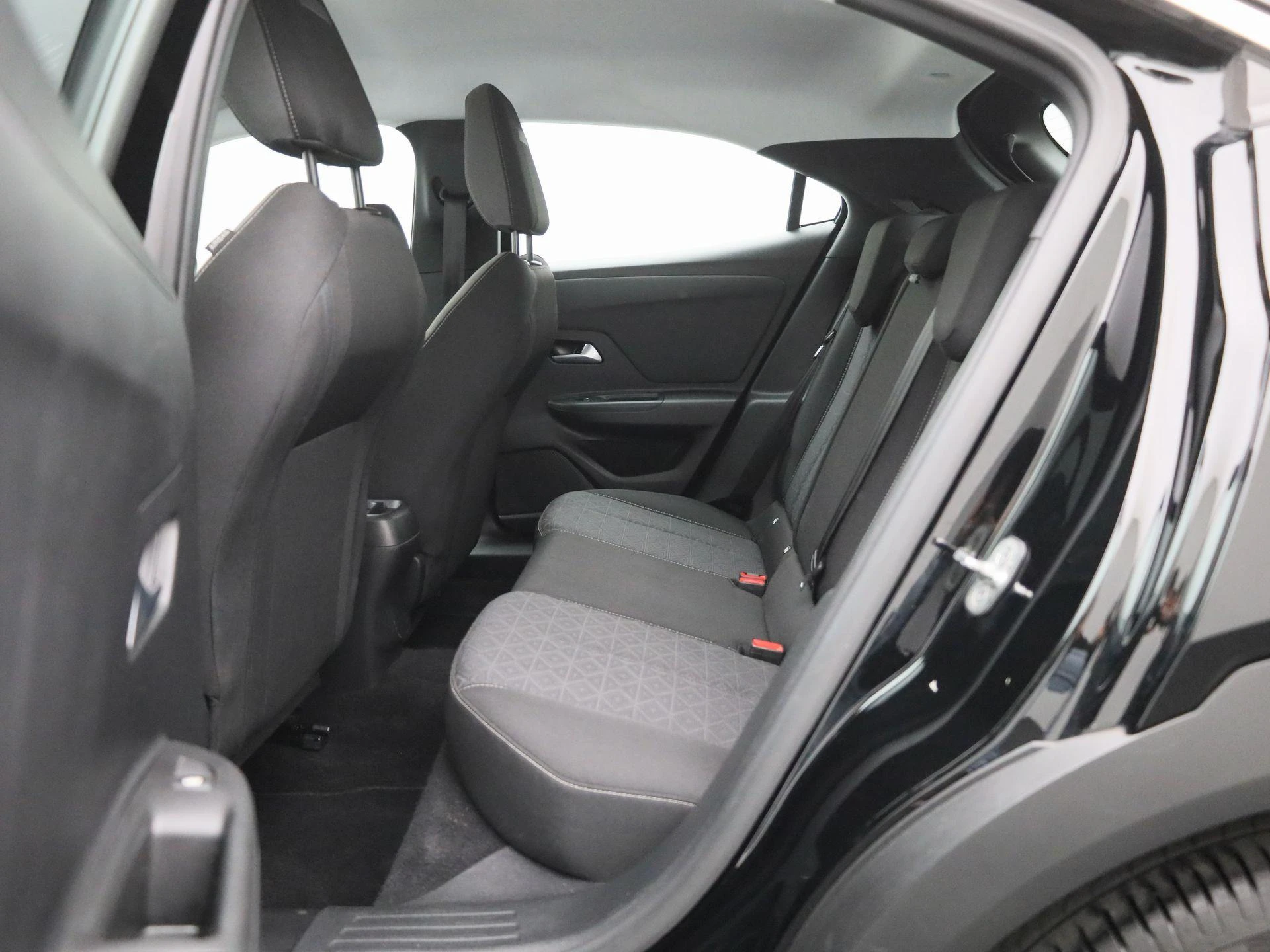 Opel-Mokka-e-image-11