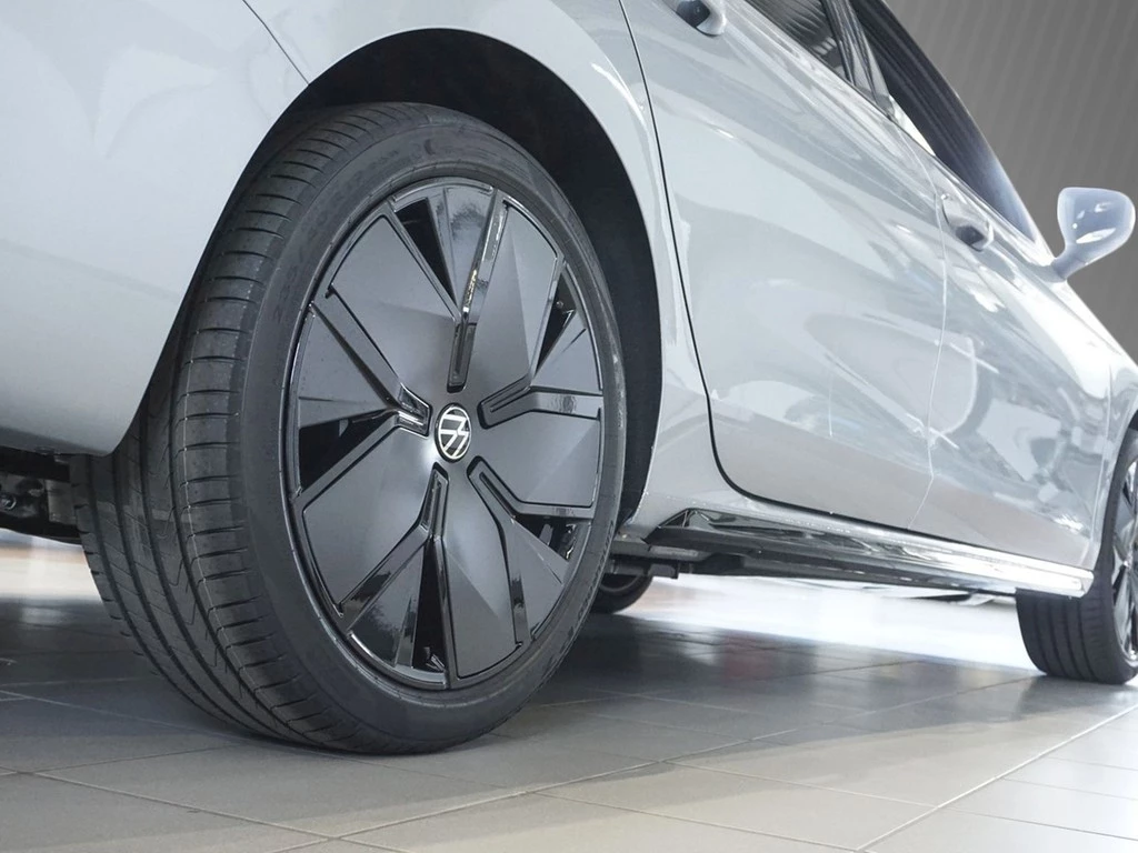 Volkswagen Passat Variant 1.5 eHybrid DSG R-Line Pano