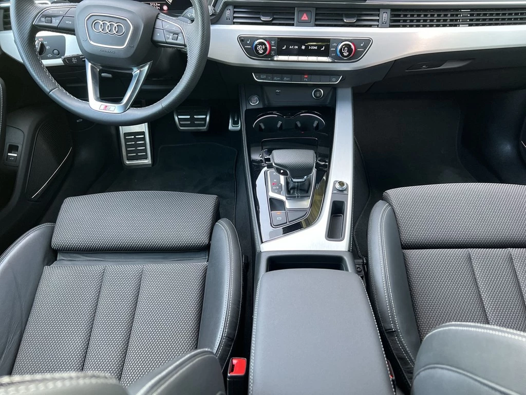 Audi A4 Avant S line 40 TFSI S tronic *Navi*B&O*AHK*