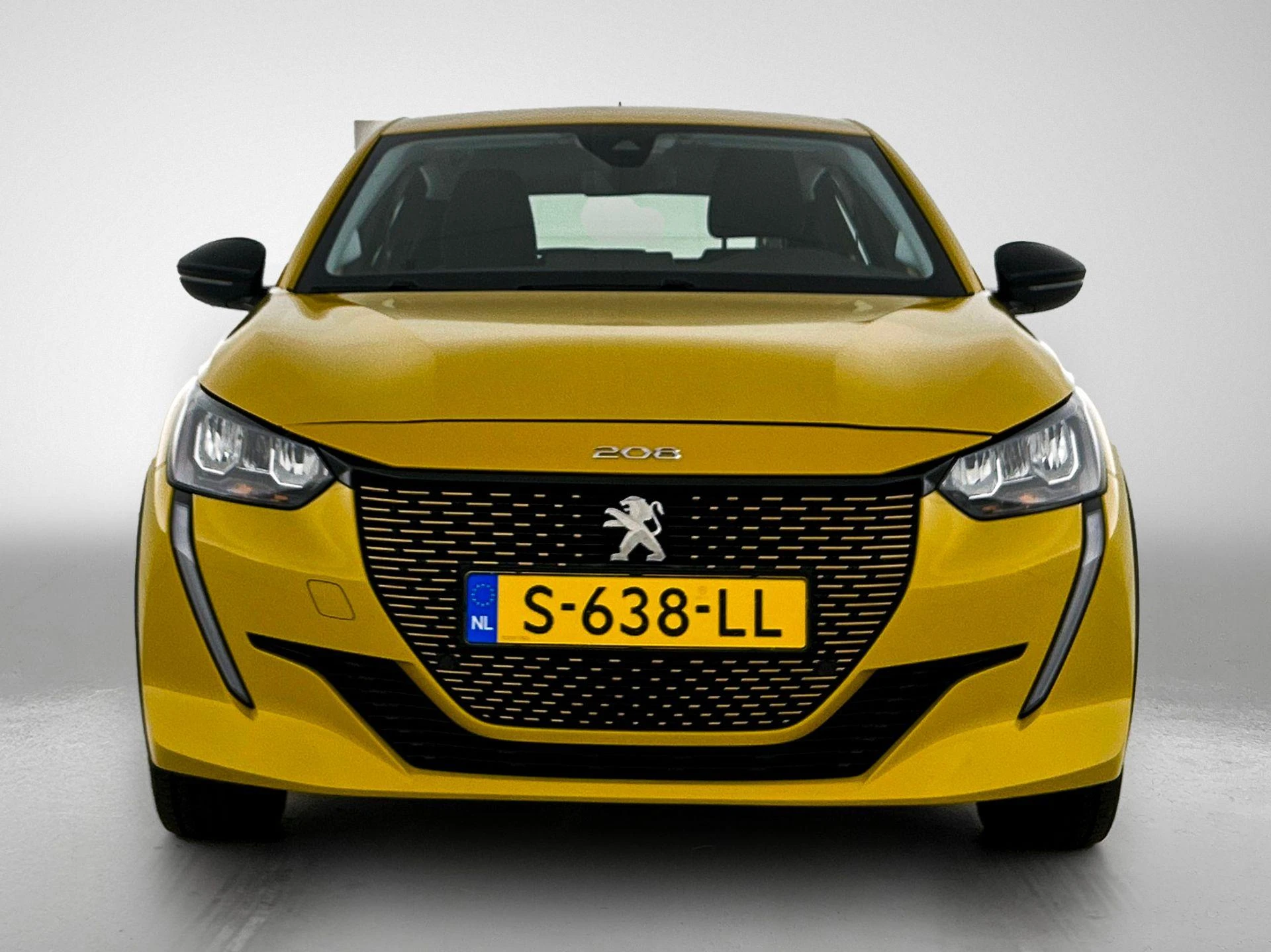 Peugeot-e-208-image-4