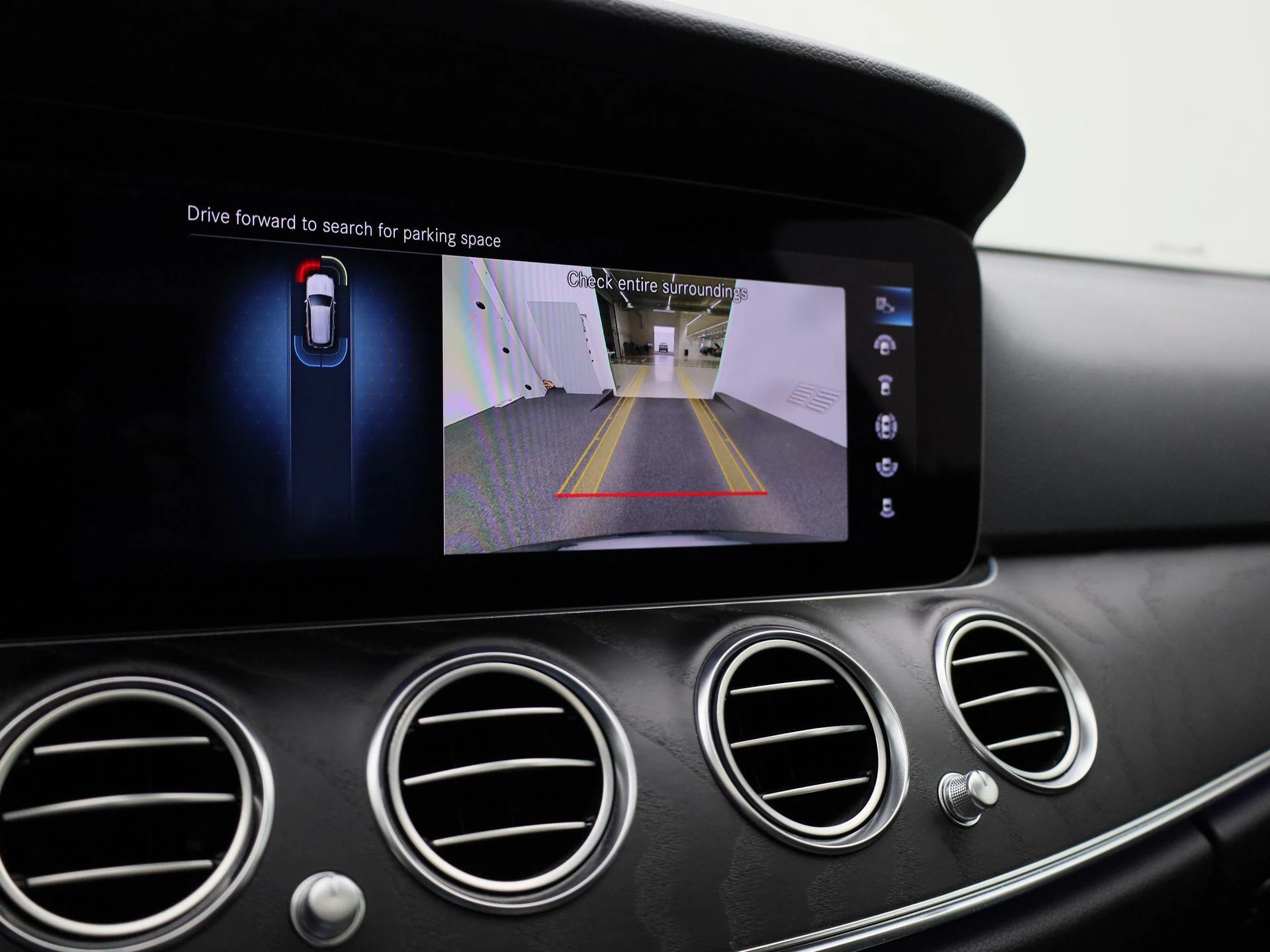 Mercedes-Benz-Classe E-image-33