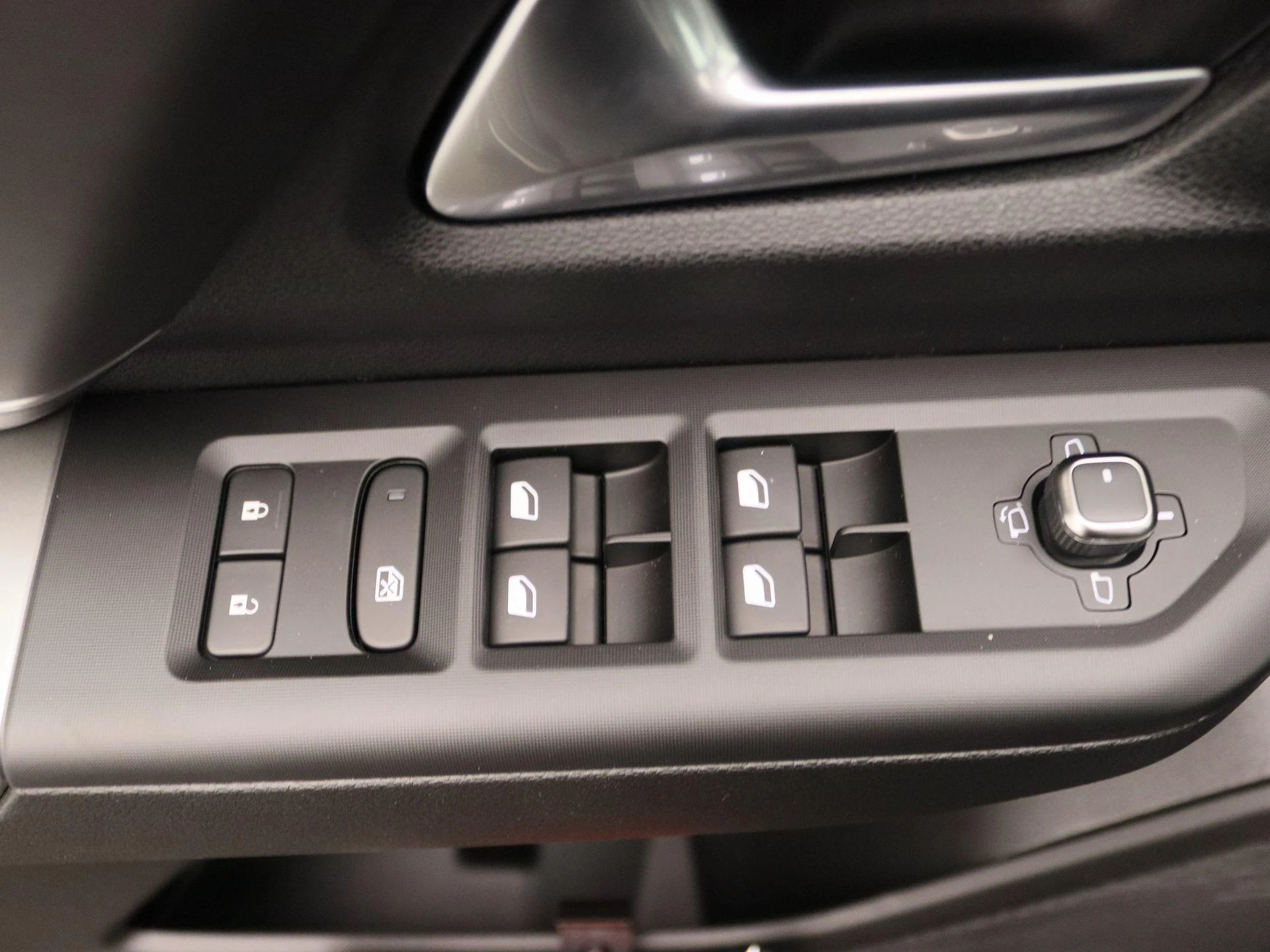 Jeep-Compass-image-21