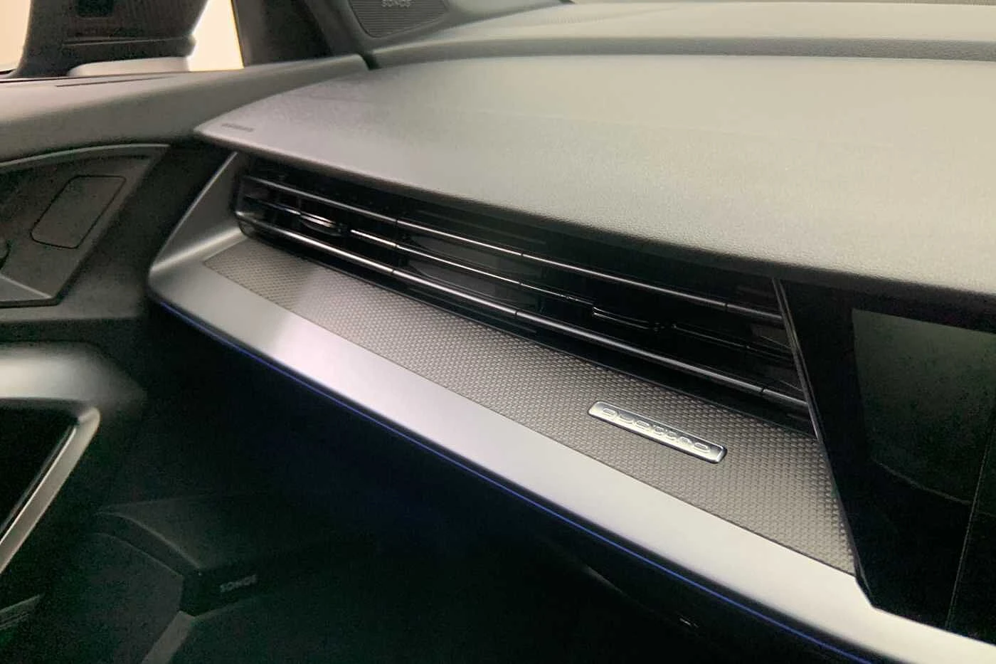 Audi-RS3-image-16